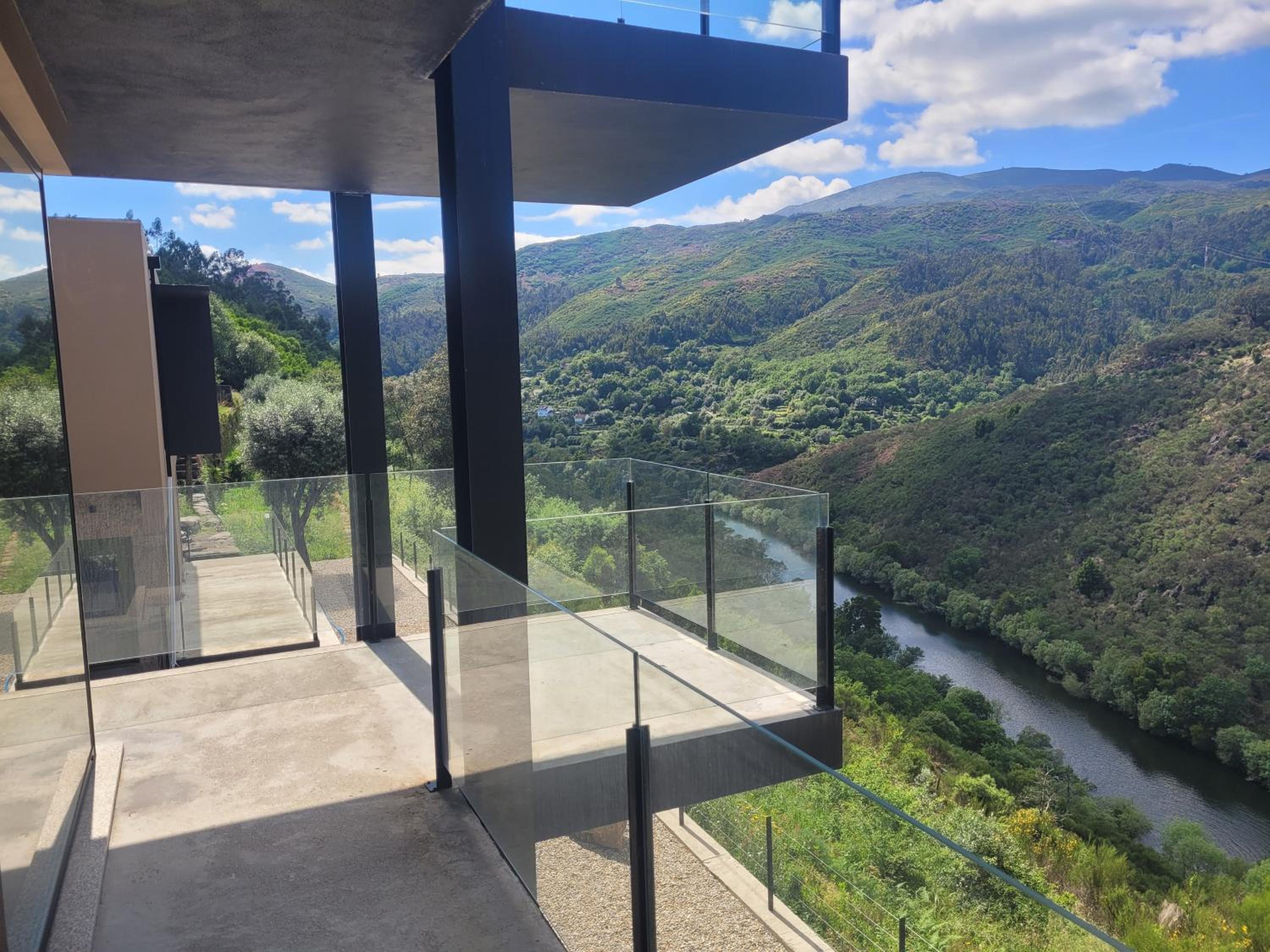INFINITY HOUSES