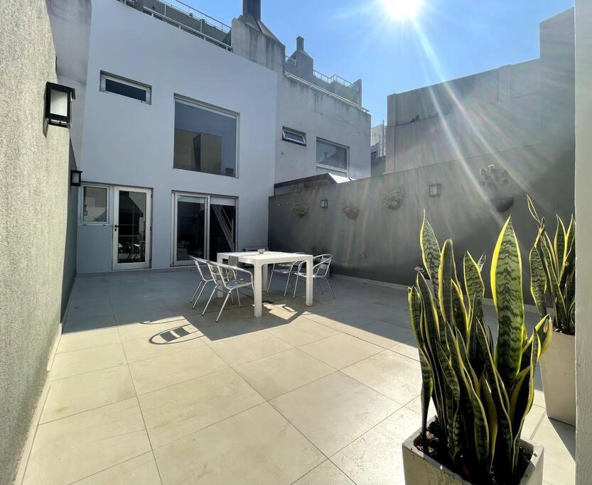 Amazing duplex with large private yard in Palermo
