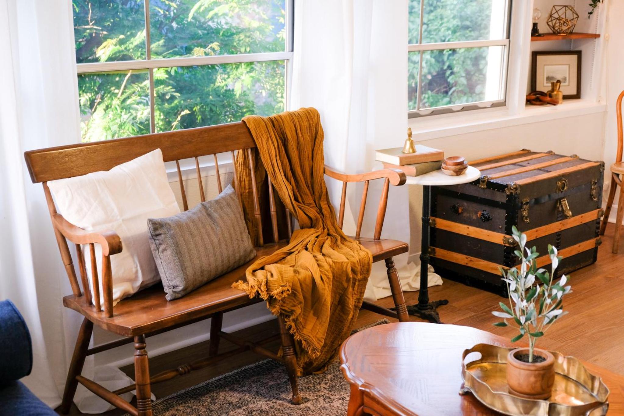 Punta Gorda Vacations - Cozy Renovated Vintage Modern House Downtown! - Property Image 1