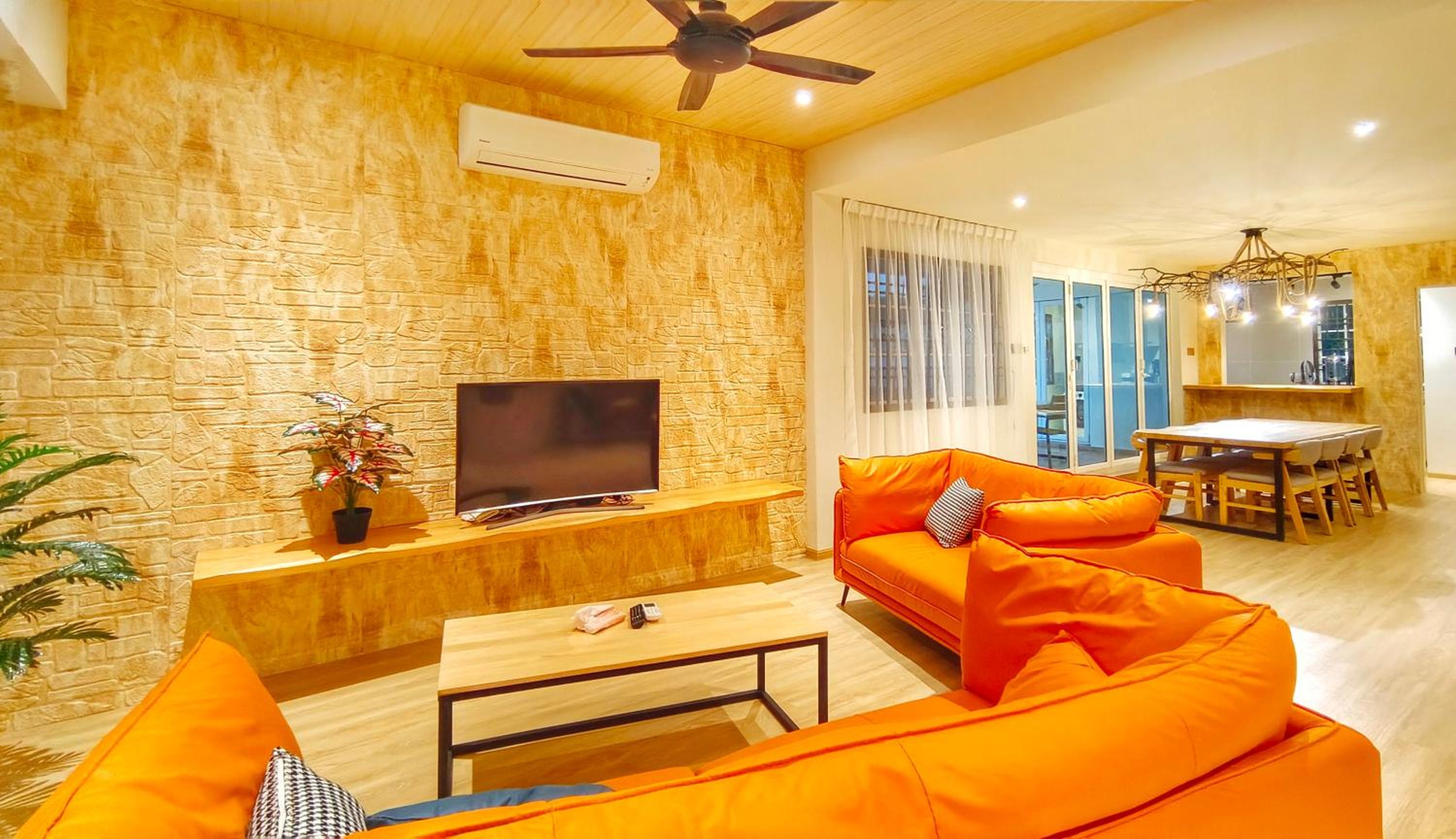 JB City Villa (Private Pool)