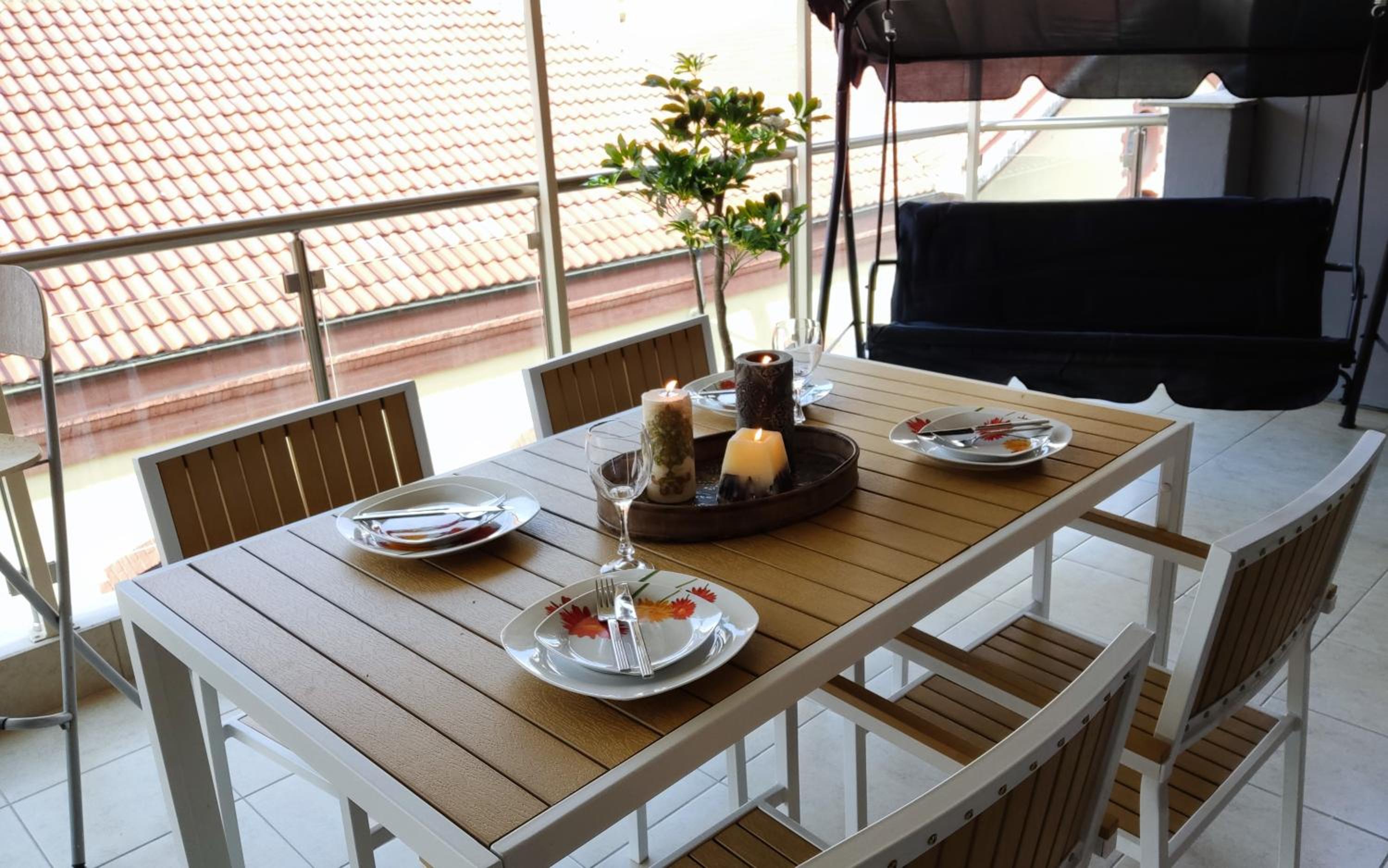 Boutique lux apartments view 5