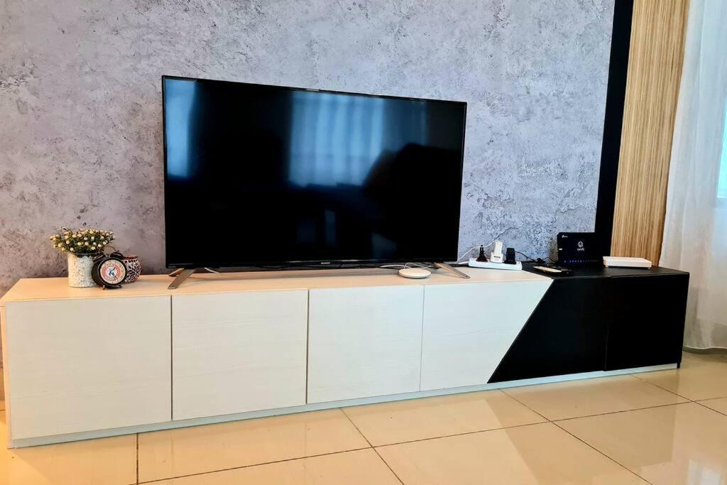 KL City Center 3 Bedroom Stay @ Arte Plus Ampang