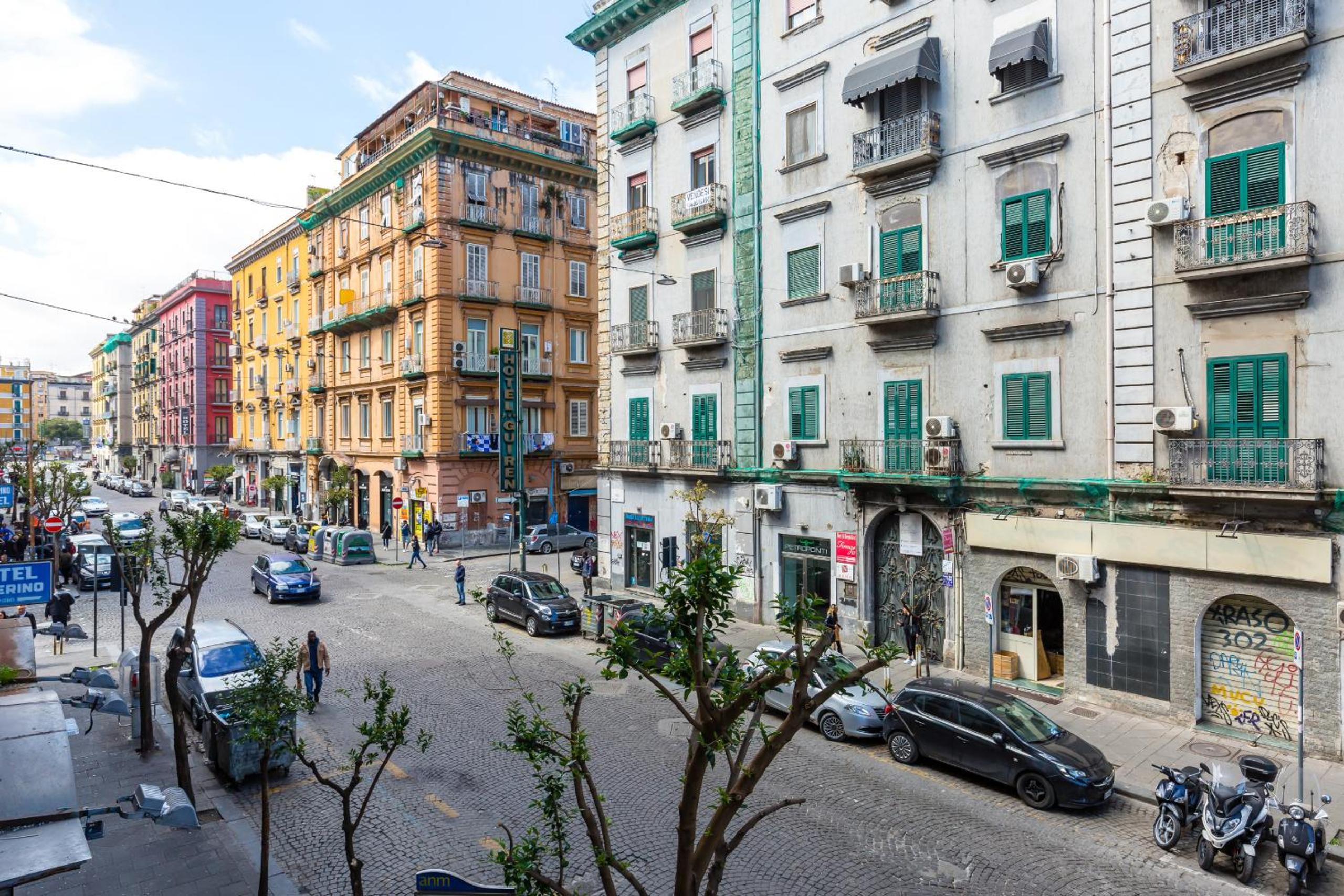 Central Station Family Apartment by Wonderful Italy
