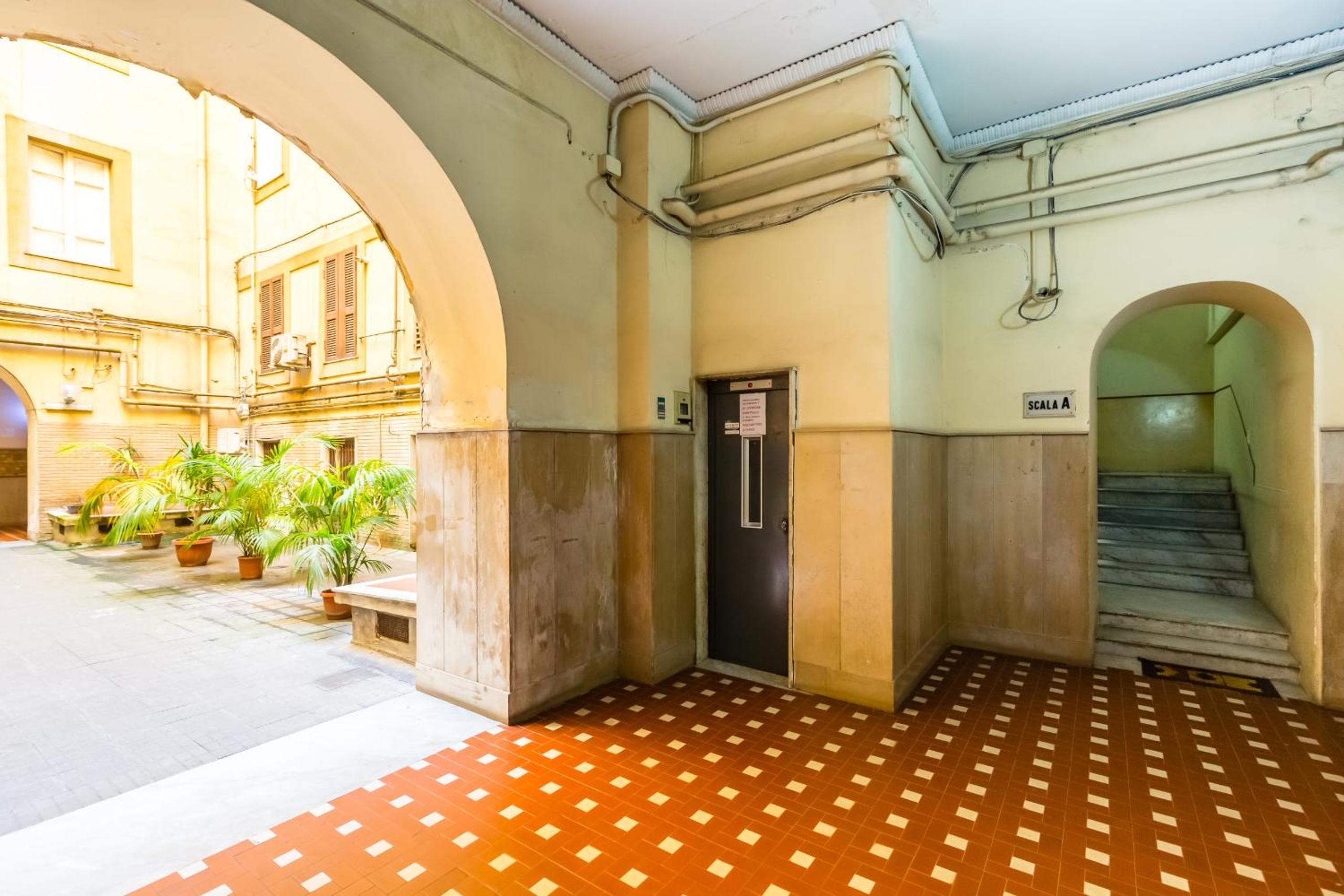 Central Station Family Apartment by Wonderful Italy