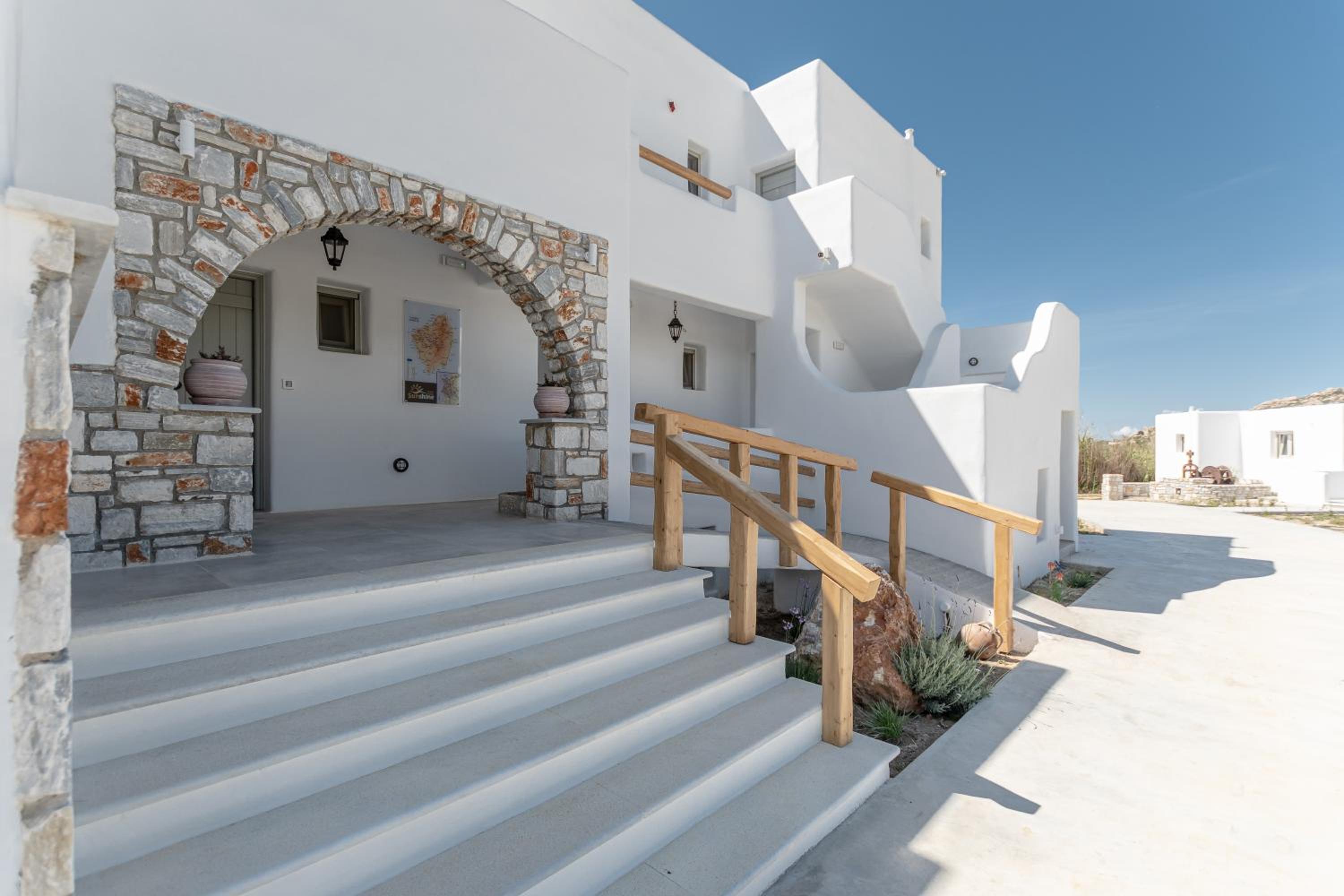 Sunshine Plaka Naxos