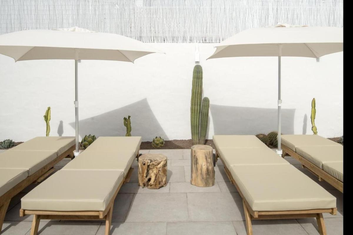 Ocean Suite with heated pool by SunHousesCanarias