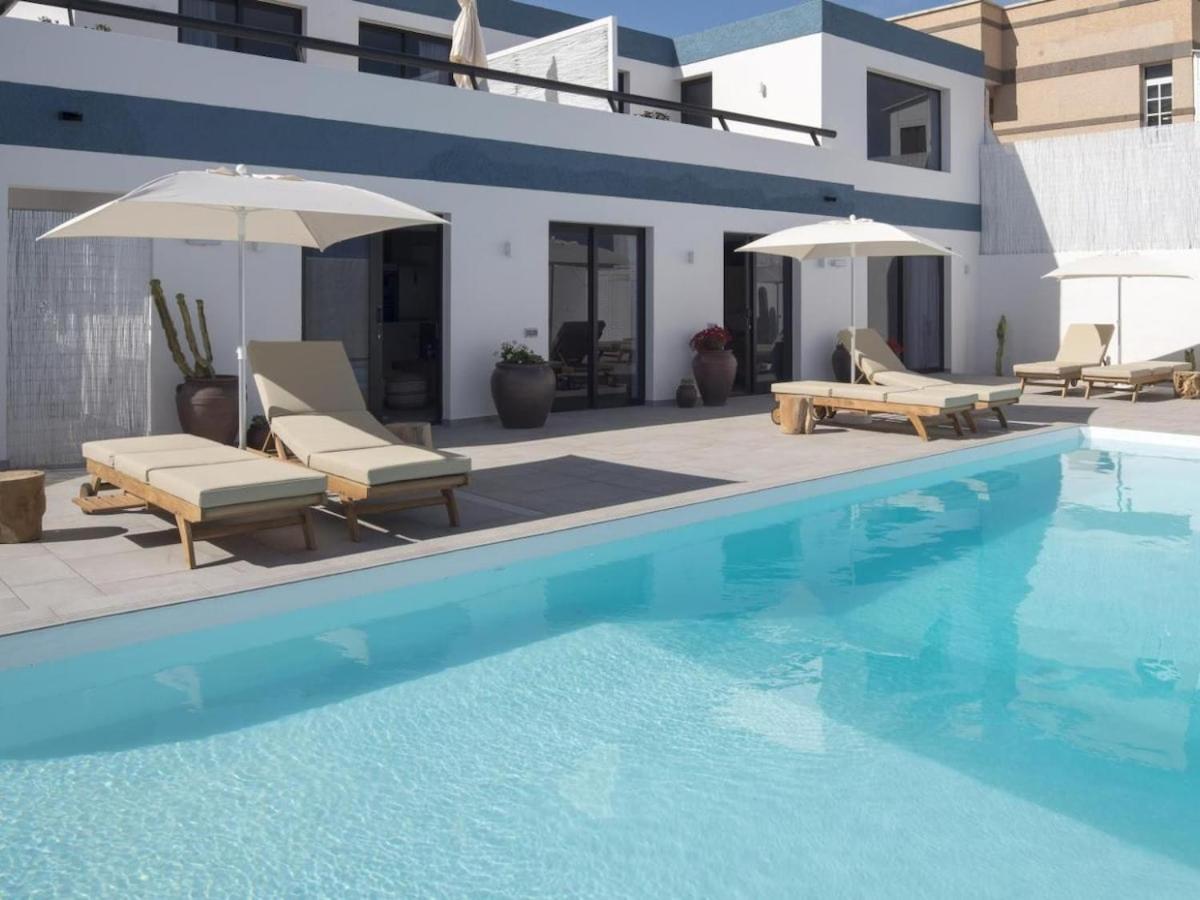 Ocean Suite with heated pool by SunHousesCanarias