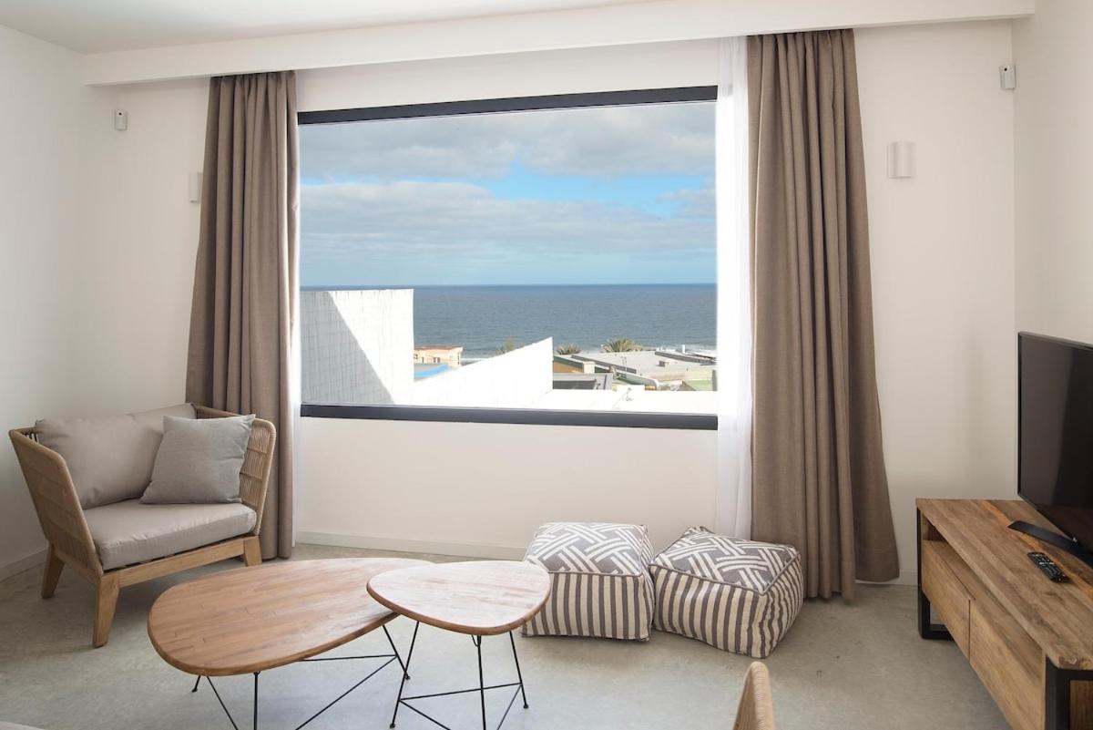 Ocean Suite with heated pool by SunHousesCanarias