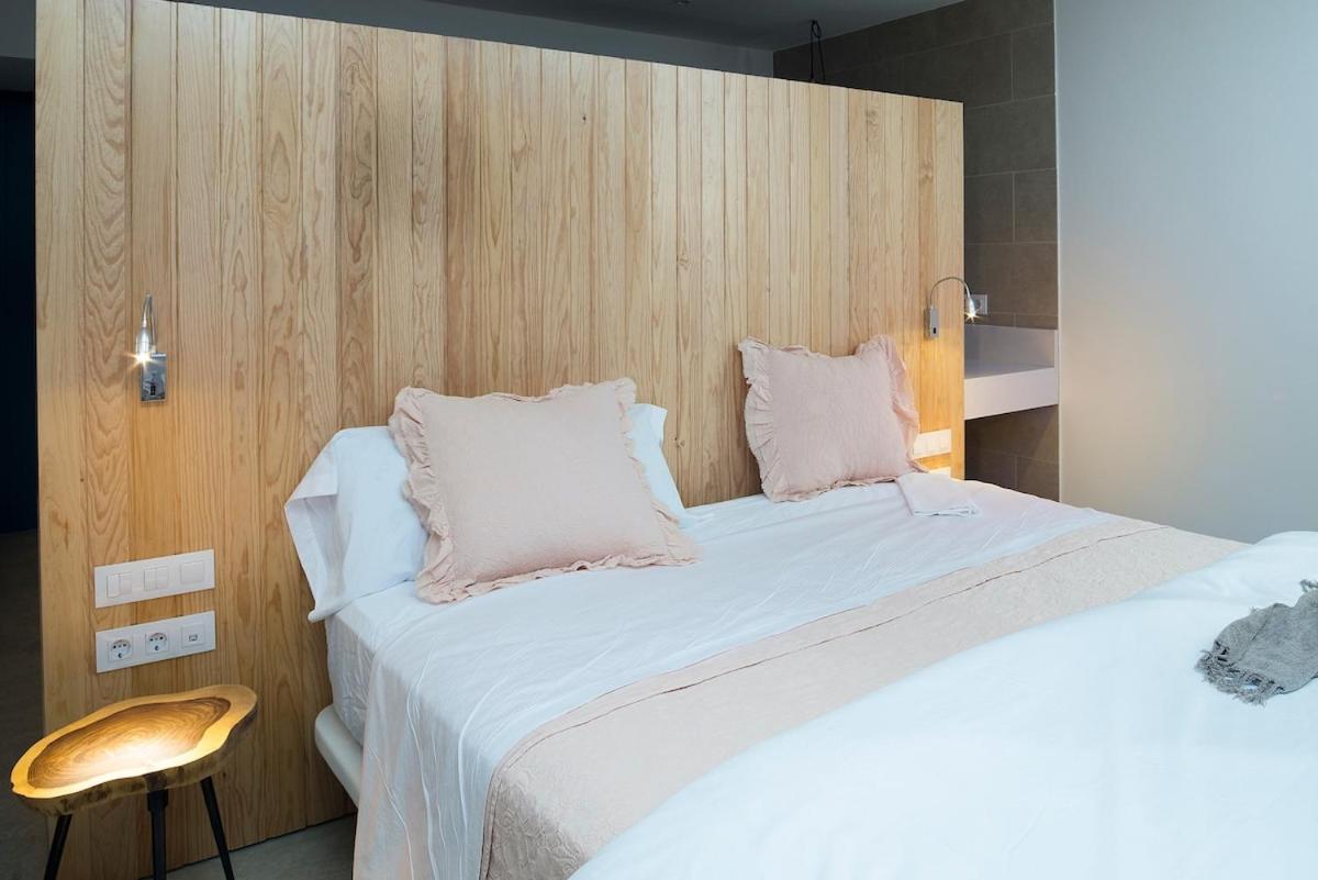 Ocean Suite with heated pool by SunHousesCanarias