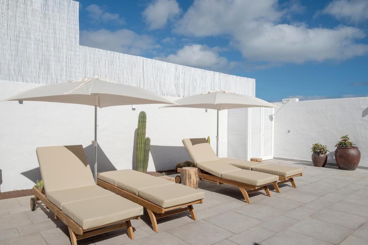 Ocean Suite with heated pool by SunHousesCanarias