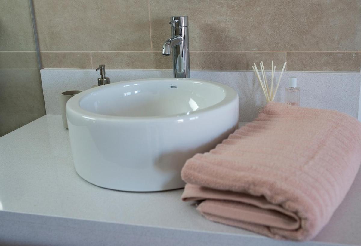 Ocean Suite with heated pool by SunHousesCanarias