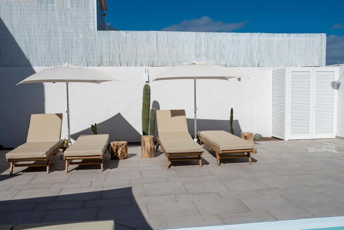 Ocean Suite with heated pool by SunHousesCanarias