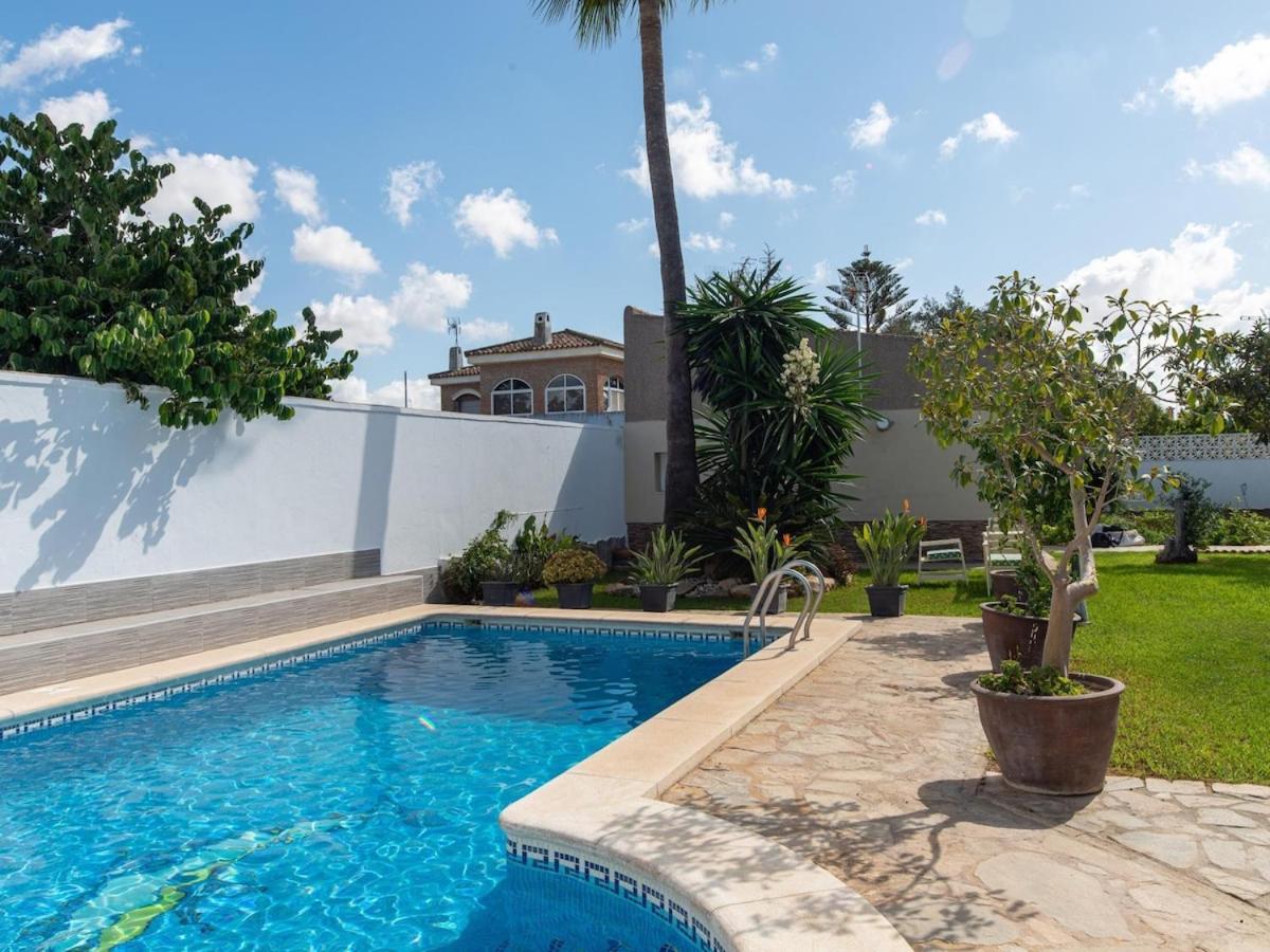 GuestReady - Blanca Paloma Ana