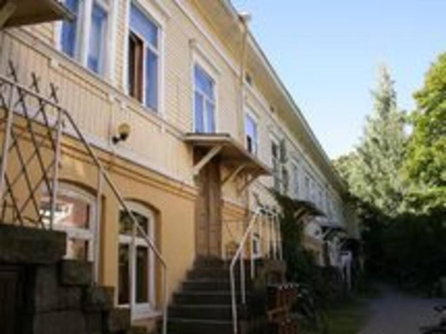 A Lovely apartment near Railway station and Arena. view 5