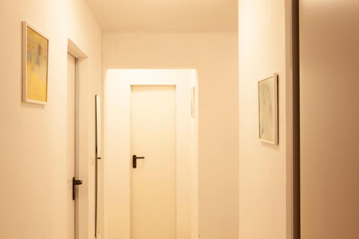 Photo 33