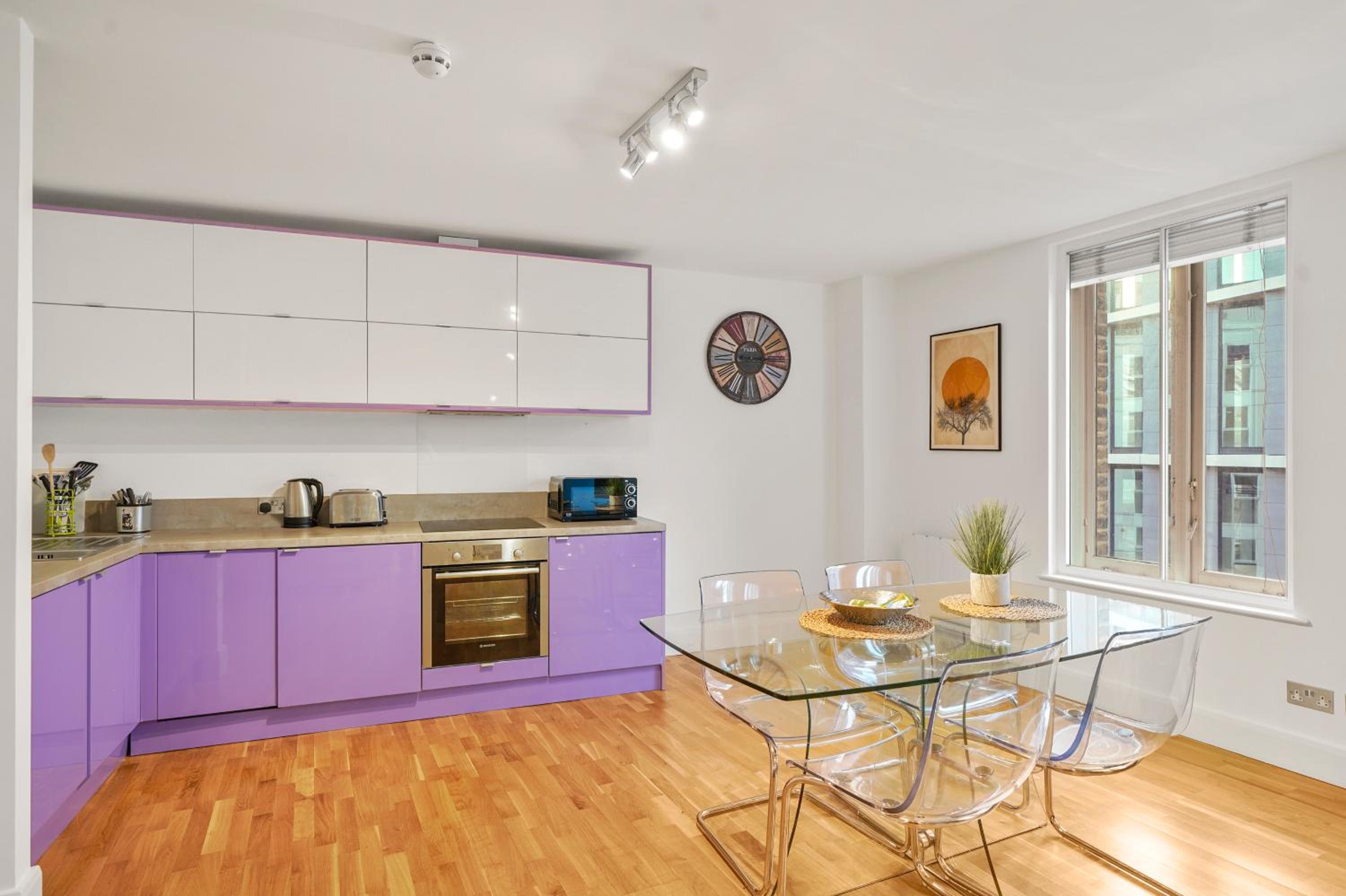 Mulberry Flat 5 - One bedroom 3rd floor by City Living London