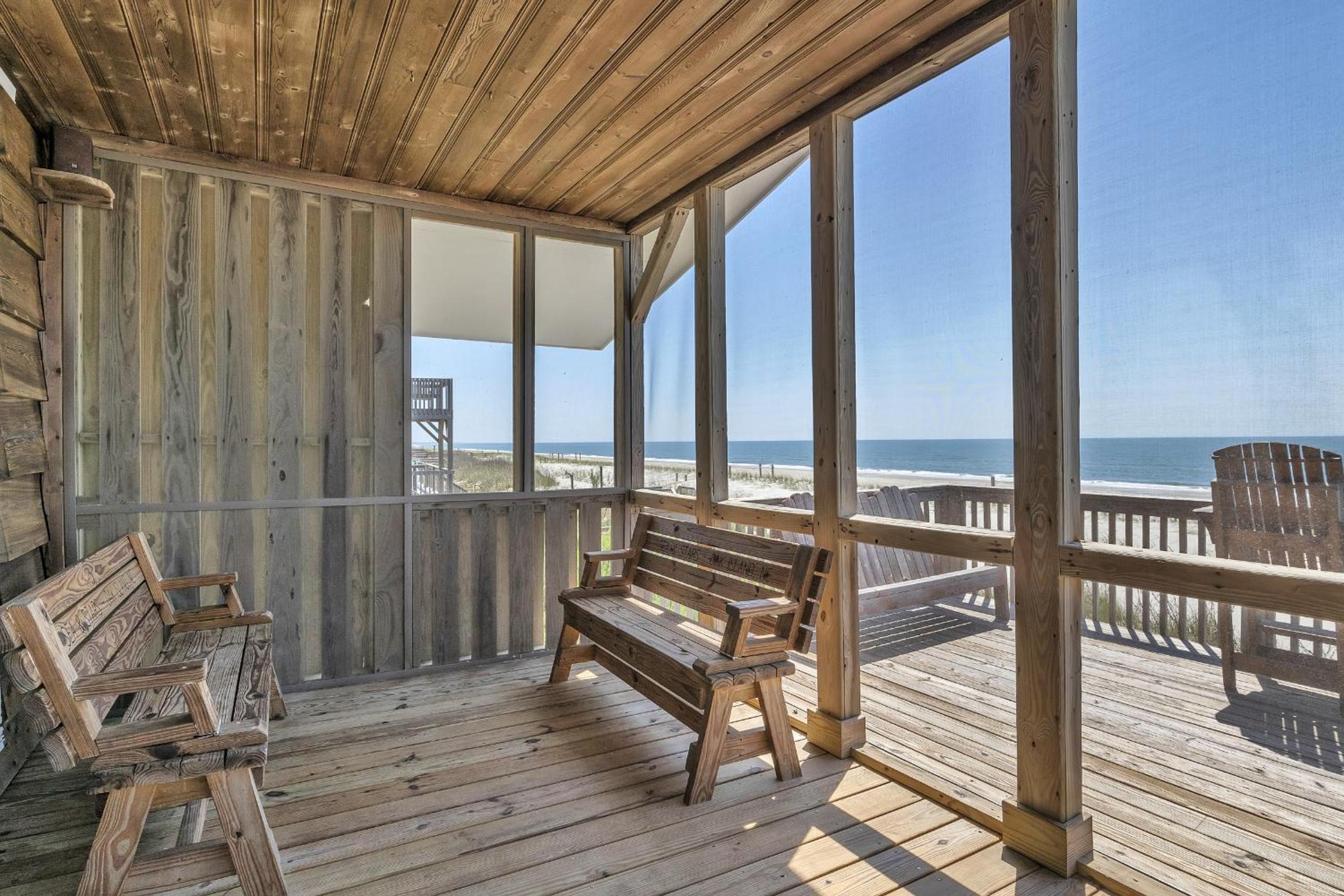 Sea and Stars by Oak Island Accommodations