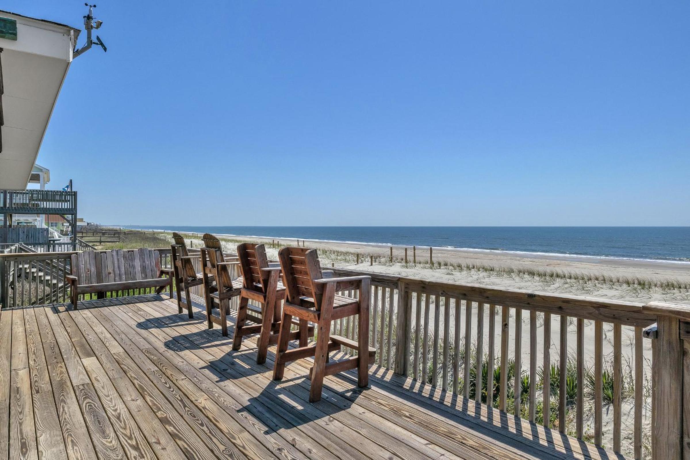Sea and Stars by Oak Island Accommodations