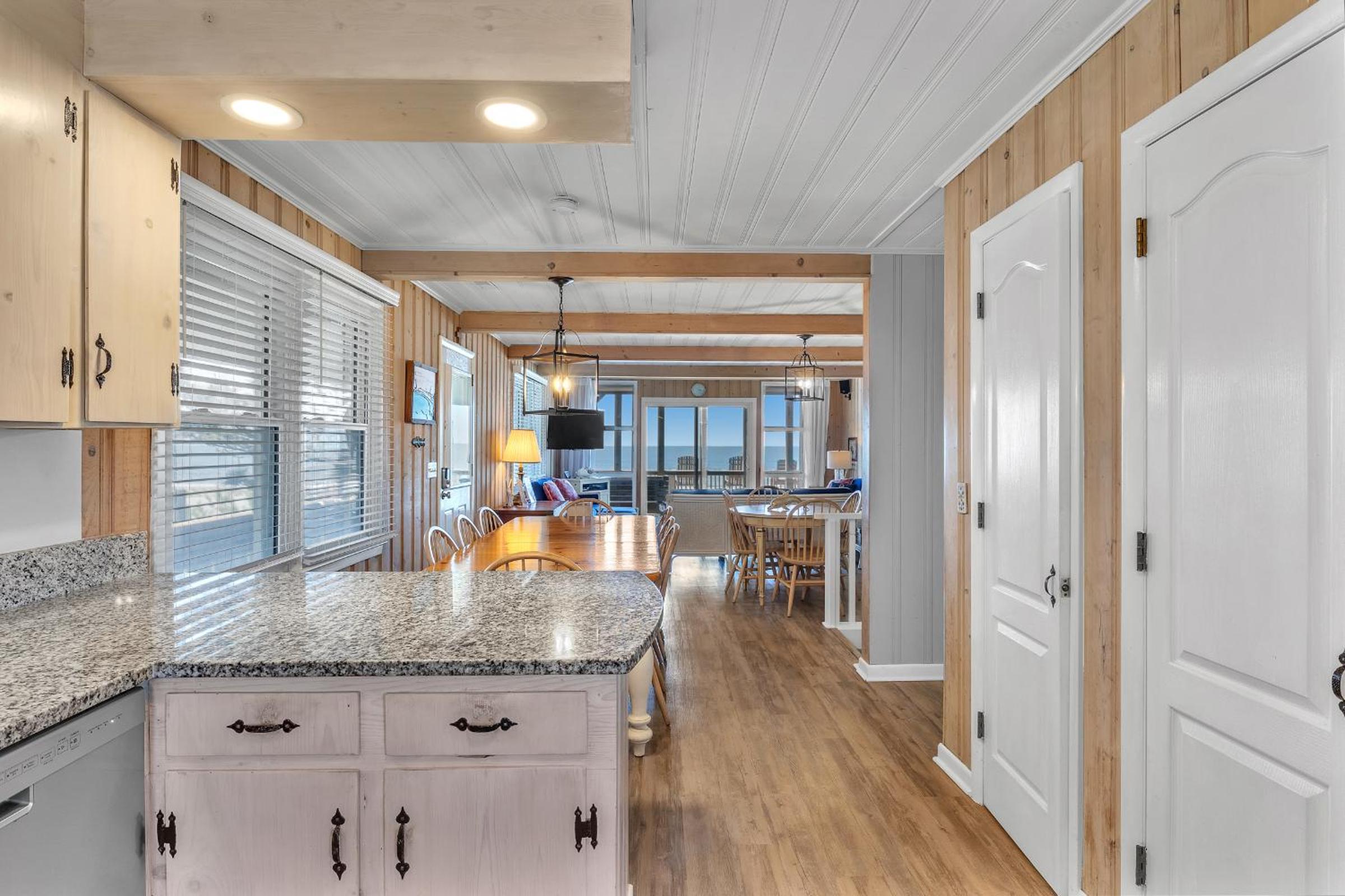 Sea and Stars by Oak Island Accommodations
