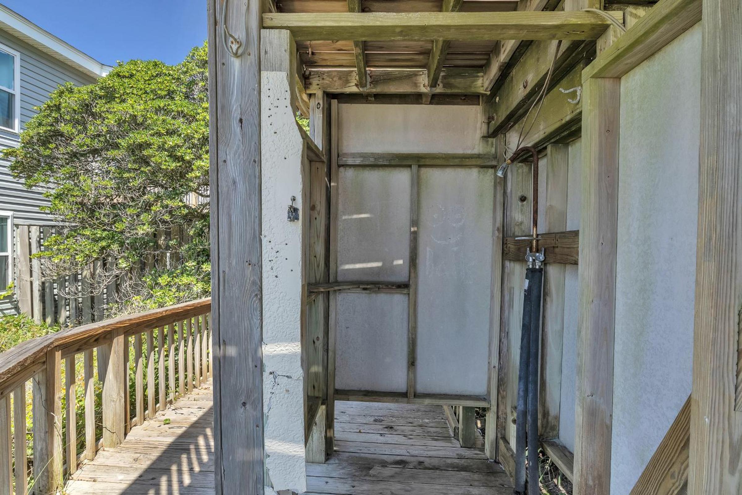 Sea and Stars by Oak Island Accommodations