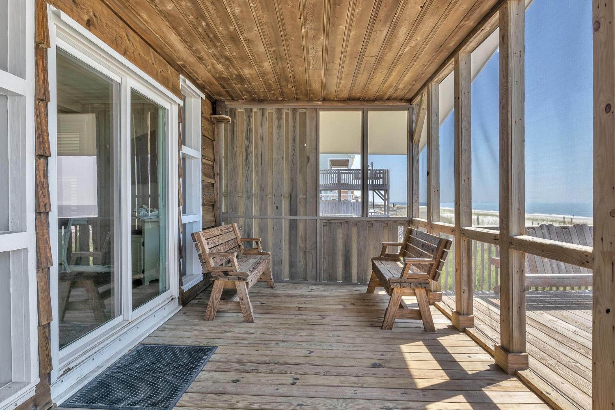 Sea and Stars by Oak Island Accommodations