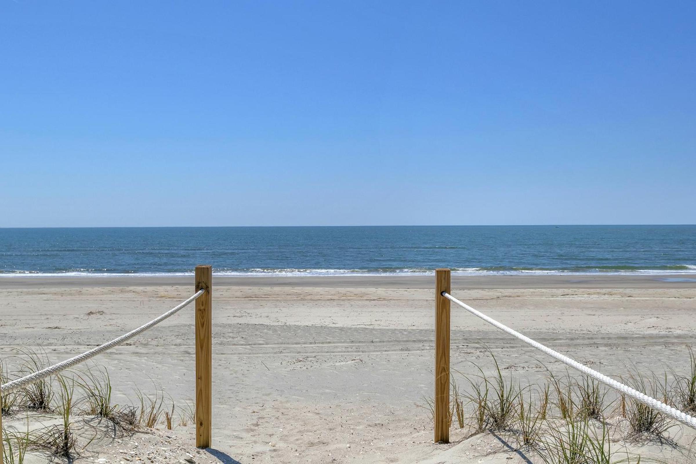 Sea and Stars by Oak Island Accommodations
