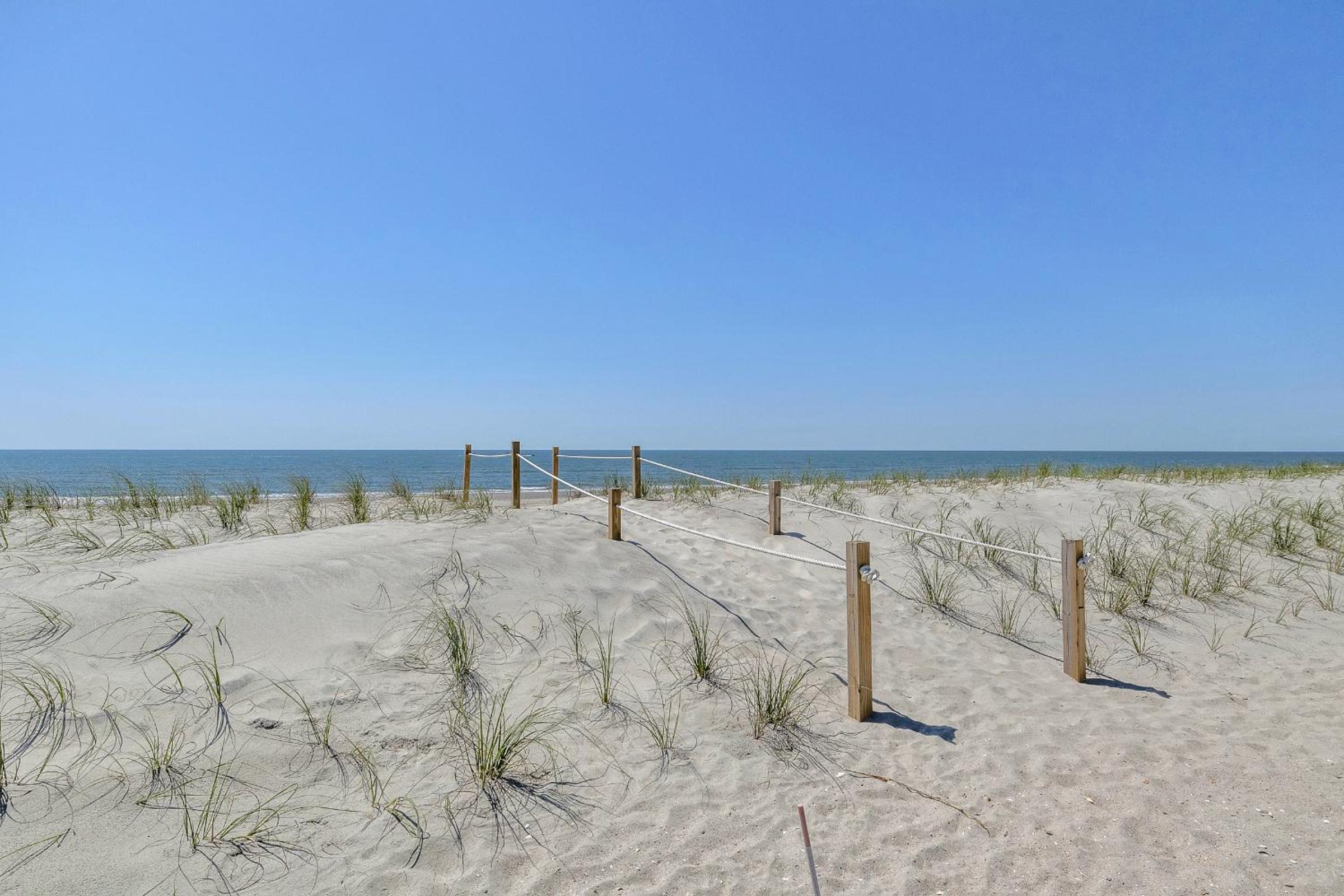 Sea and Stars by Oak Island Accommodations