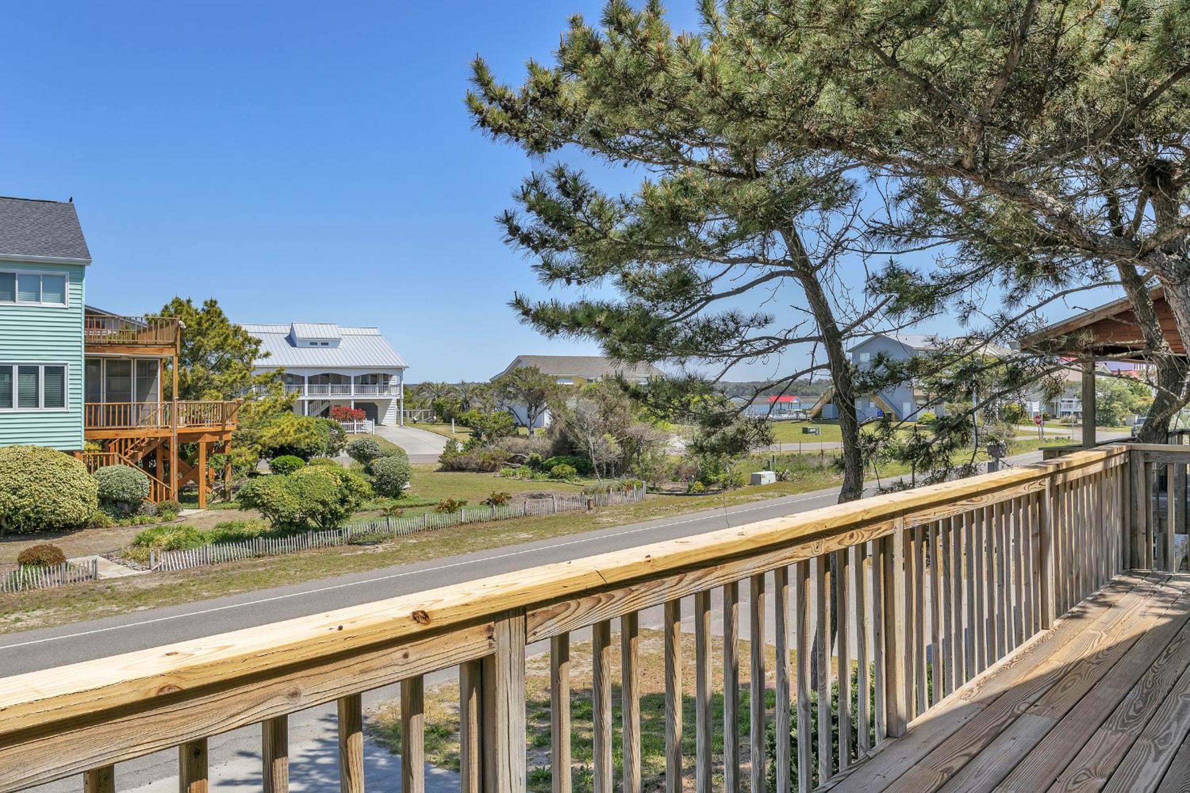 Sea and Stars by Oak Island Accommodations