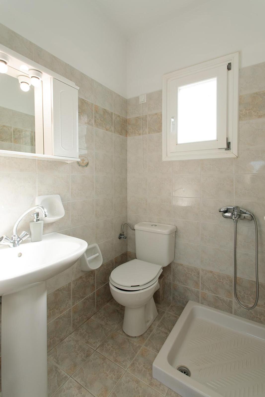 Iades Studios & Apartments