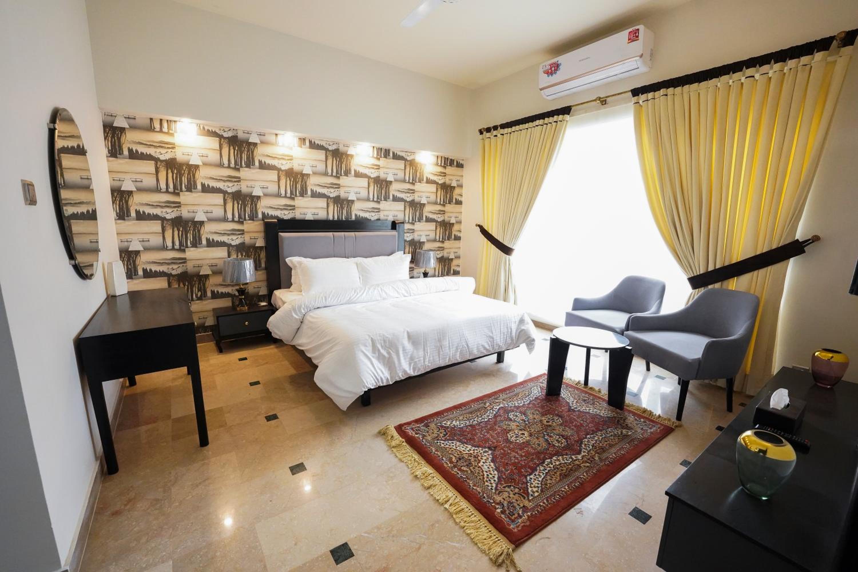 hotel room