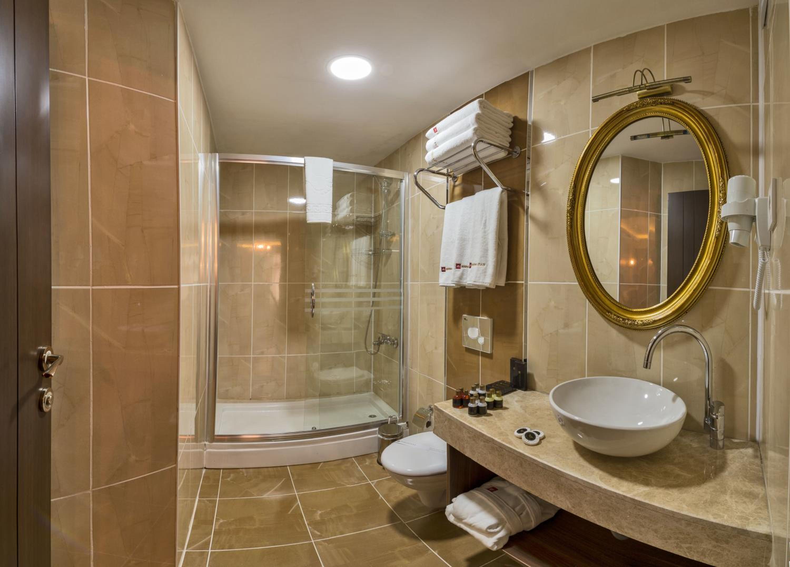 Marmara Place Old City Otel - Image 59