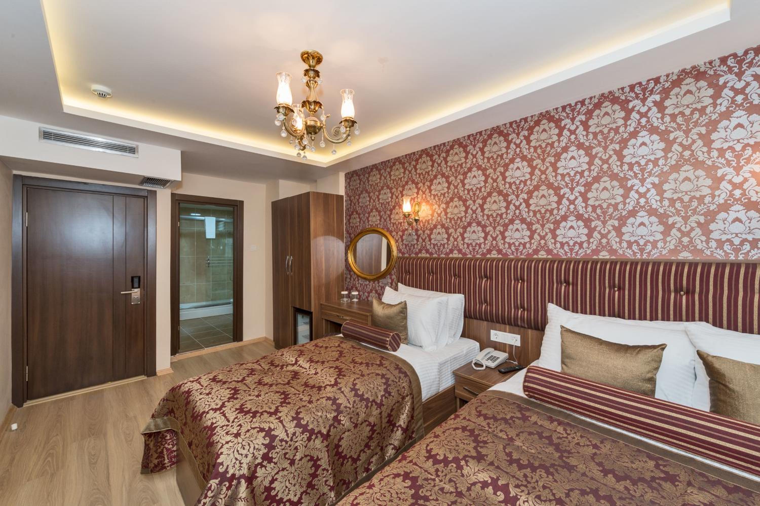 Marmara Place Old City Otel - Image 48