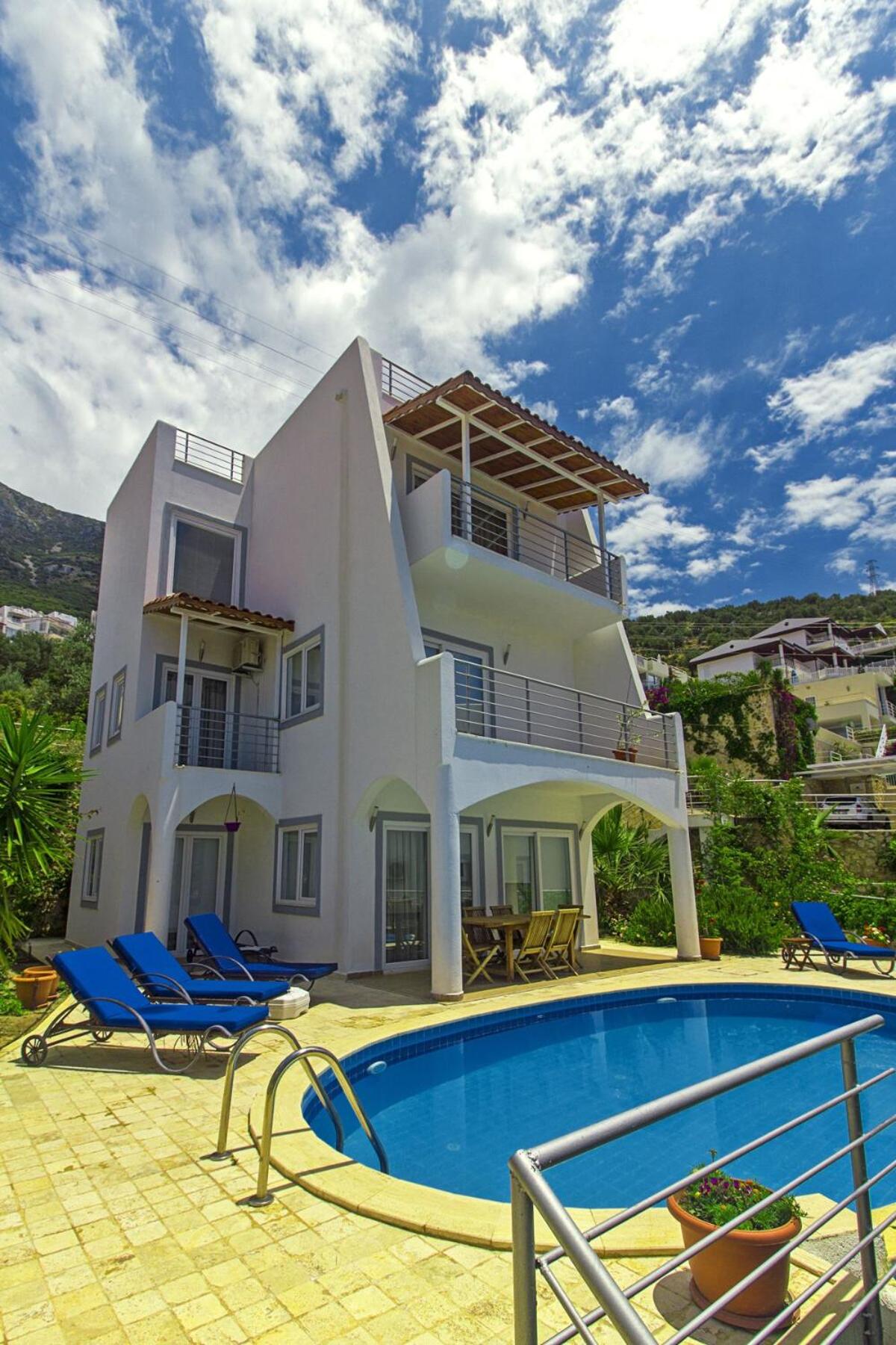 Hotel Villa Ayşegül - Image 1