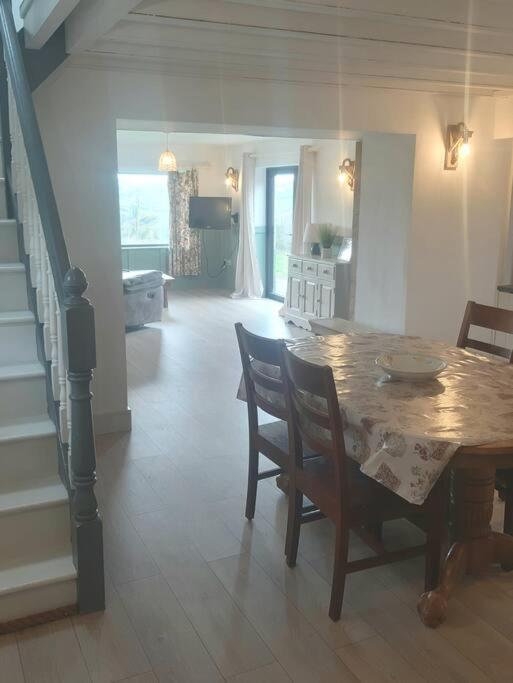 The Hideaway Tragumna a hidden gem by the sea with outdoor sauna view 3