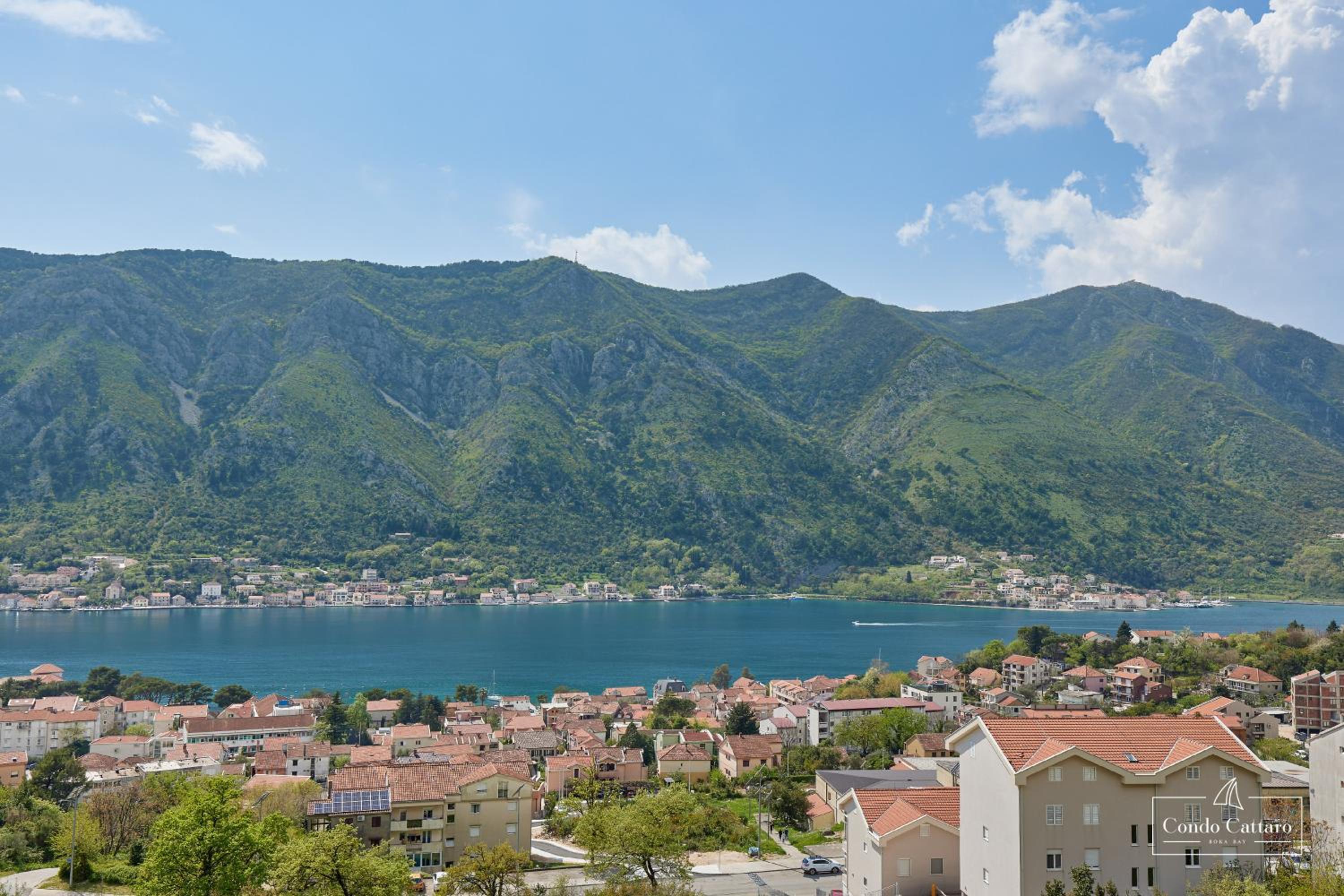 Condo Cattaro view 4