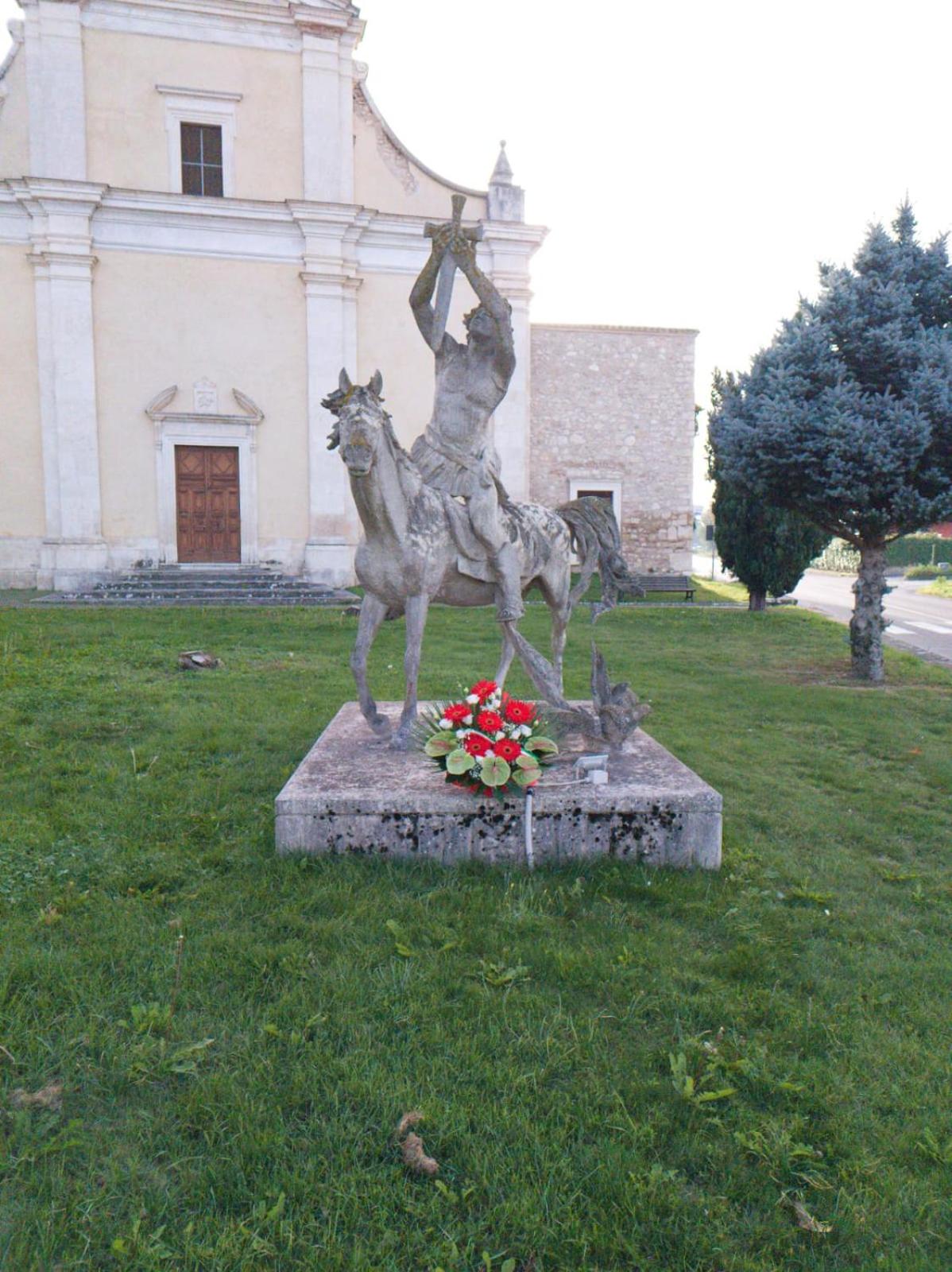 Photo 42