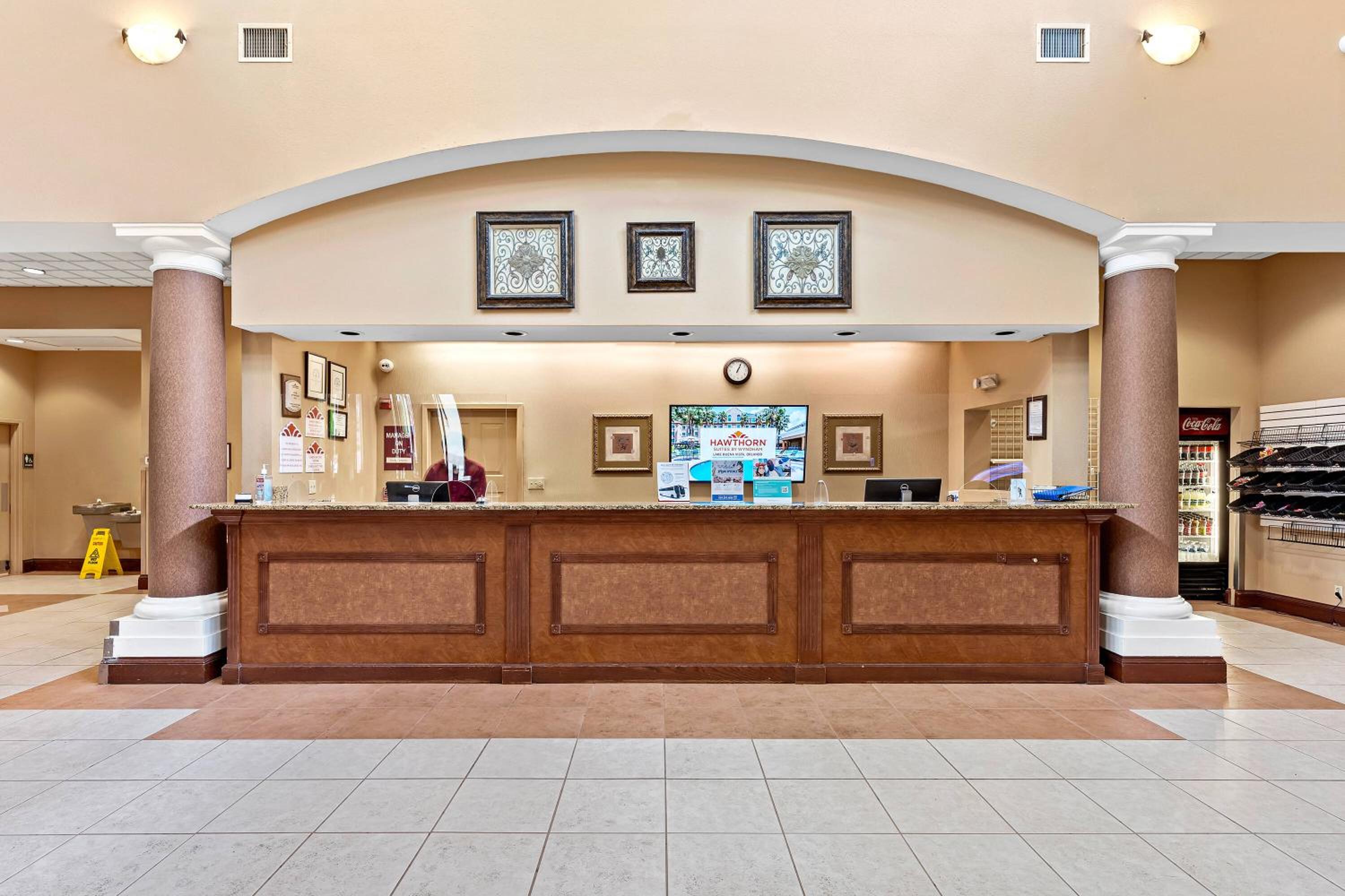 1 BR Apartment 3 Miles from Disney Springs HS307