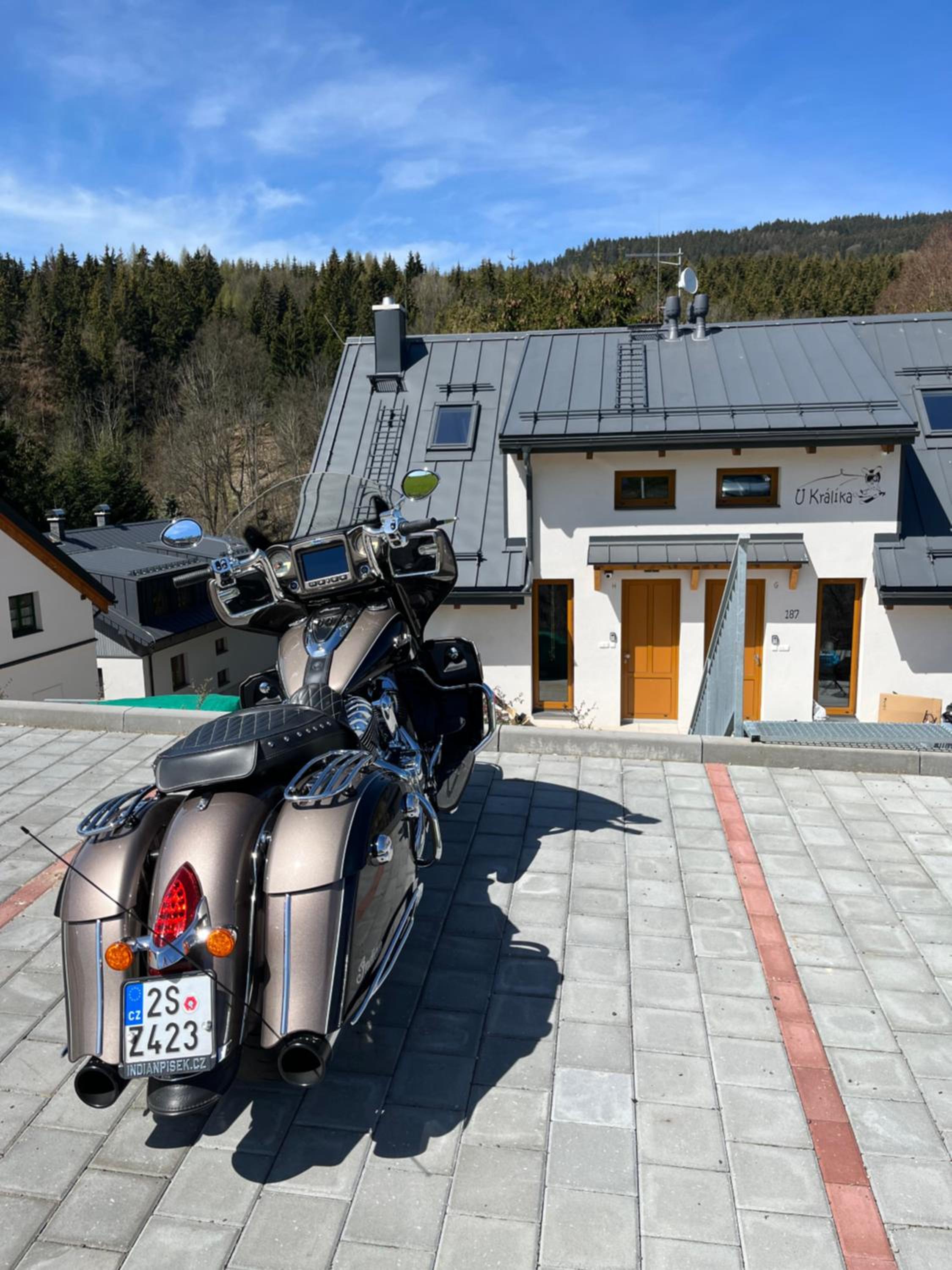 U Králíka, apartmán H, 3 samostatné ložnice - mezonet, 3 vlastní parkovací místa, v klidu, přitom v centru zábavy, nově otevřený aquapark v docházkové vzdá