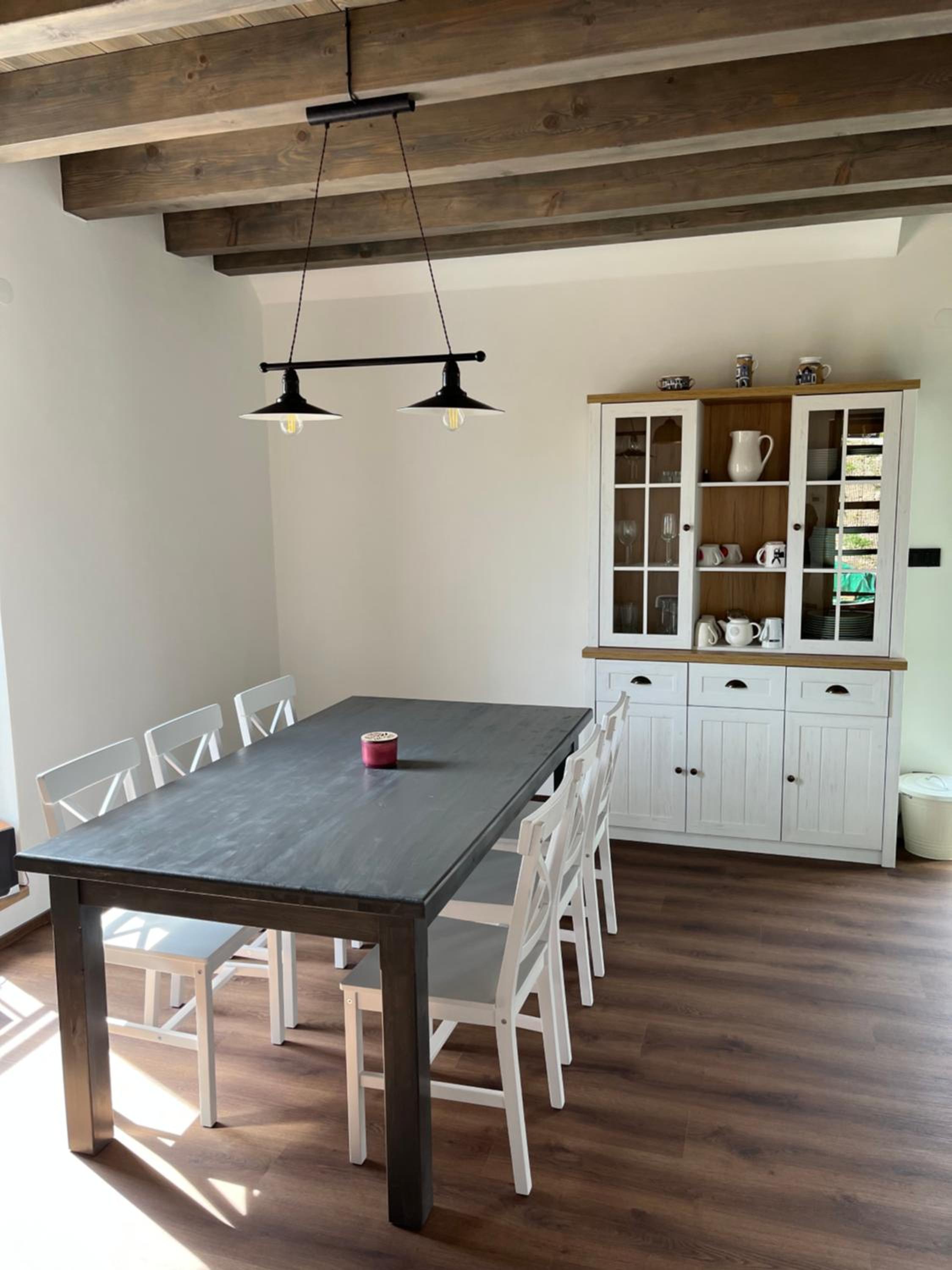 U Králíka, apartmán H, 3 samostatné ložnice - mezonet, 3 vlastní parkovací místa, v klidu, přitom v centru zábavy, nově otevřený aquapark v docházkové vzdá