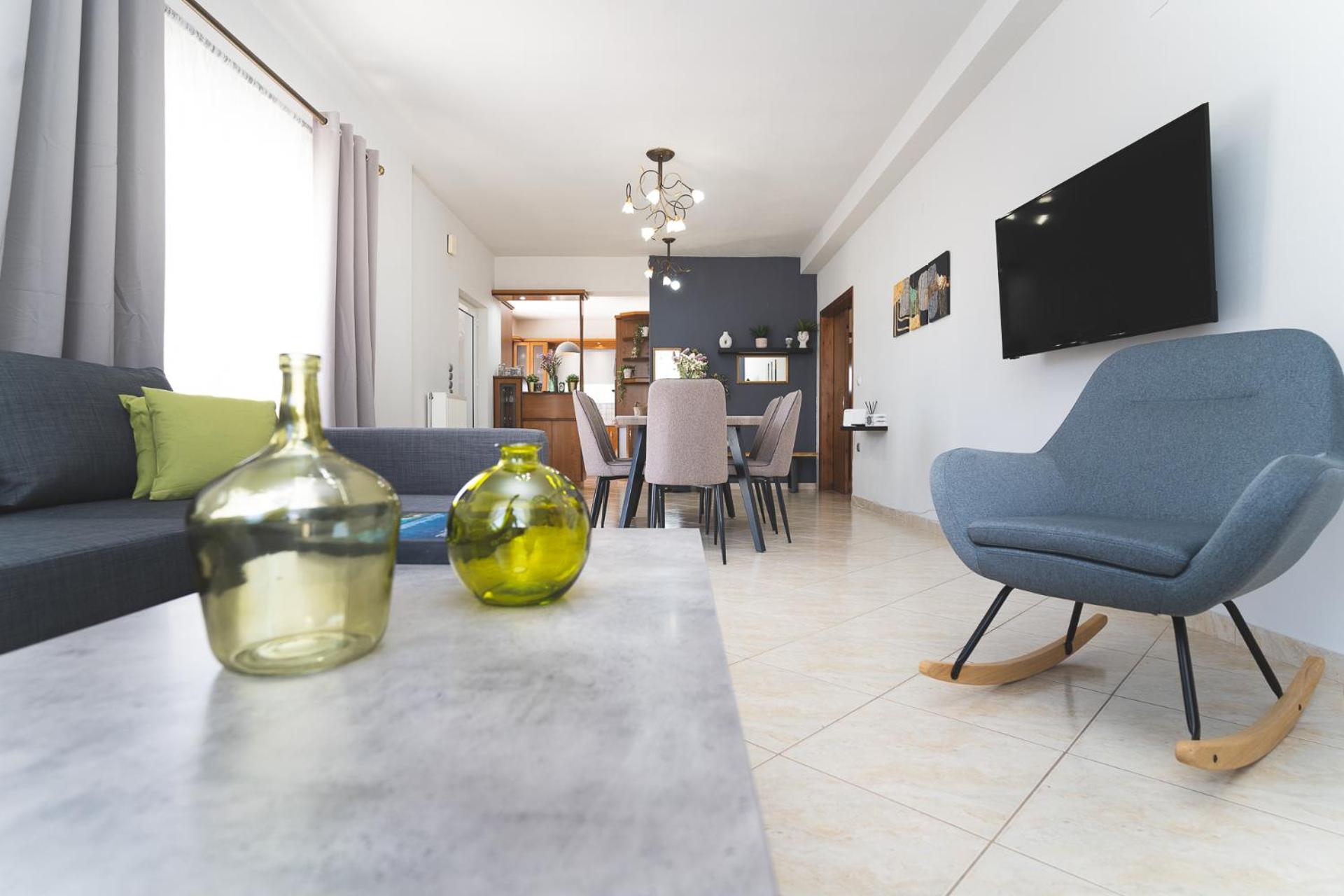 Casa Pierides