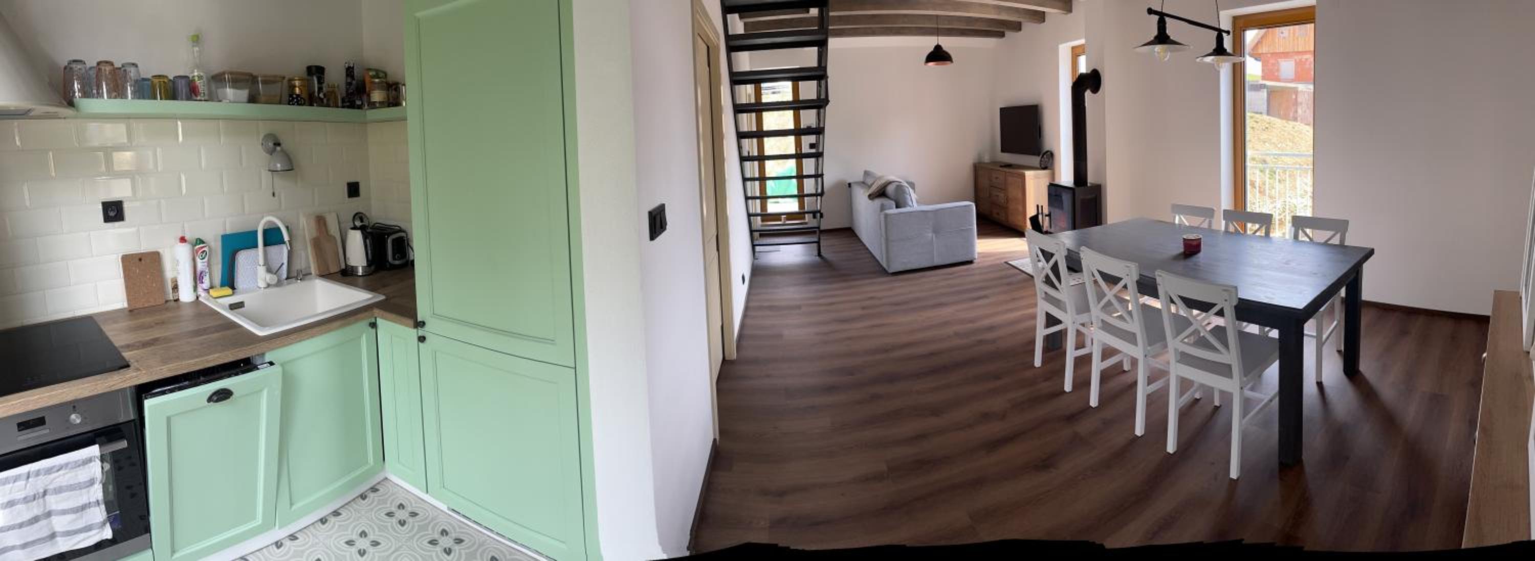 U Králíka, apartmán H, 3 samostatné ložnice - mezonet, 3 vlastní parkovací místa, v klidu, přitom v centru zábavy, nově otevřený aquapark v docházkové vzdá