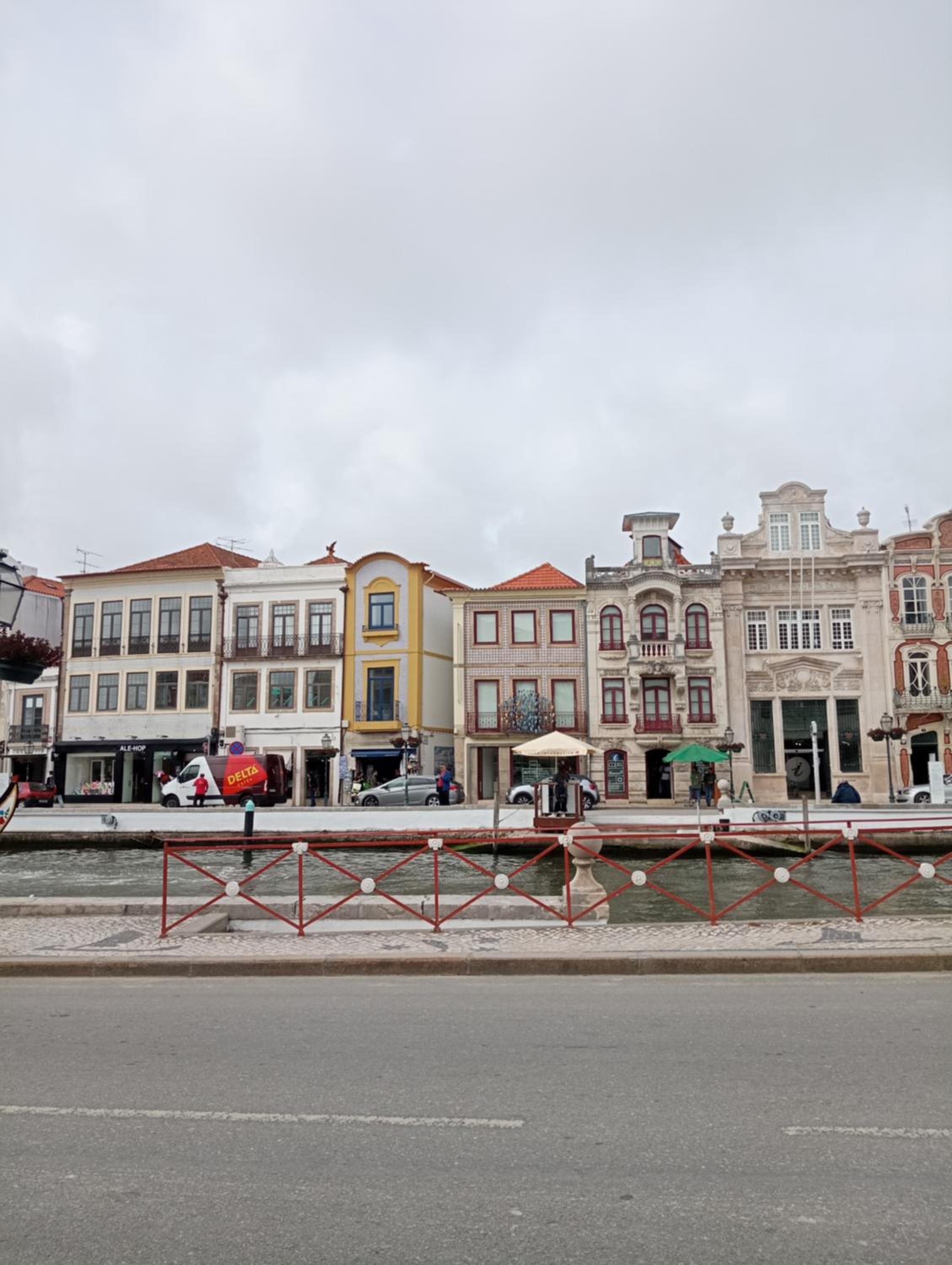 Apartamento no Canal no Centro de Aveiro Localização Premium & Zona Animada view 2
