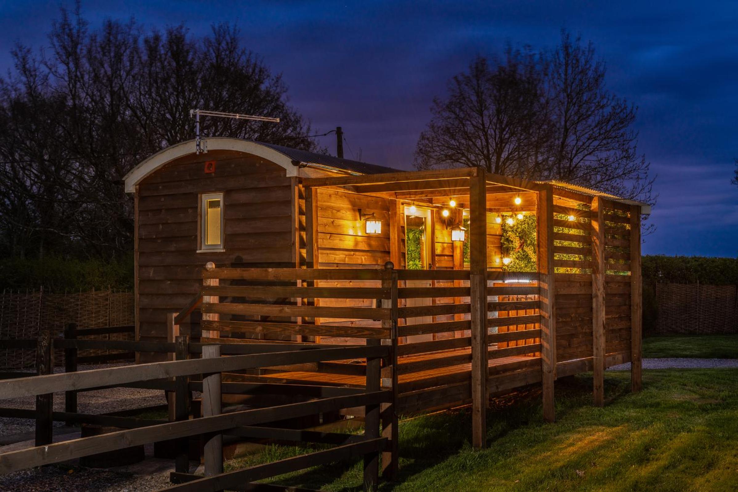 Hillside View Shepherds Hut - Ockeridge Rural Retreats view 4