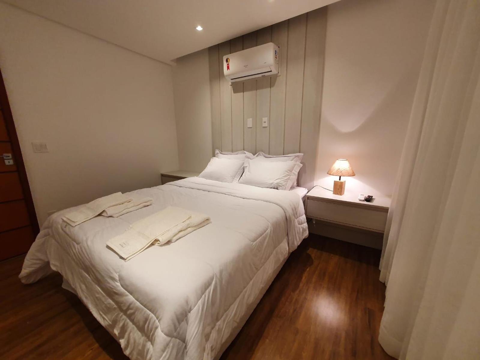 Casa 05 Monte Boa Vista - Casa de Luxo na Serra com Sauna e 4 Suítes