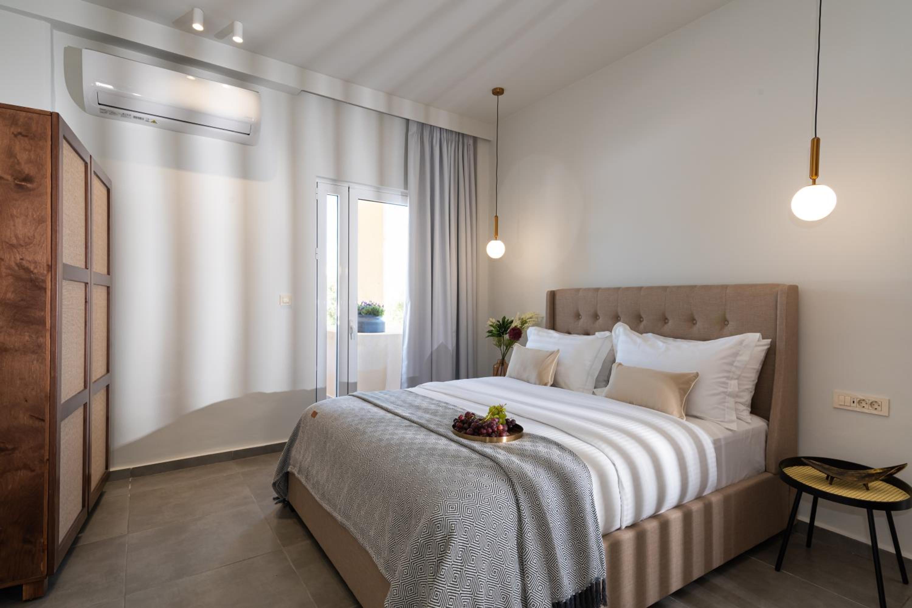 Meliora Suites