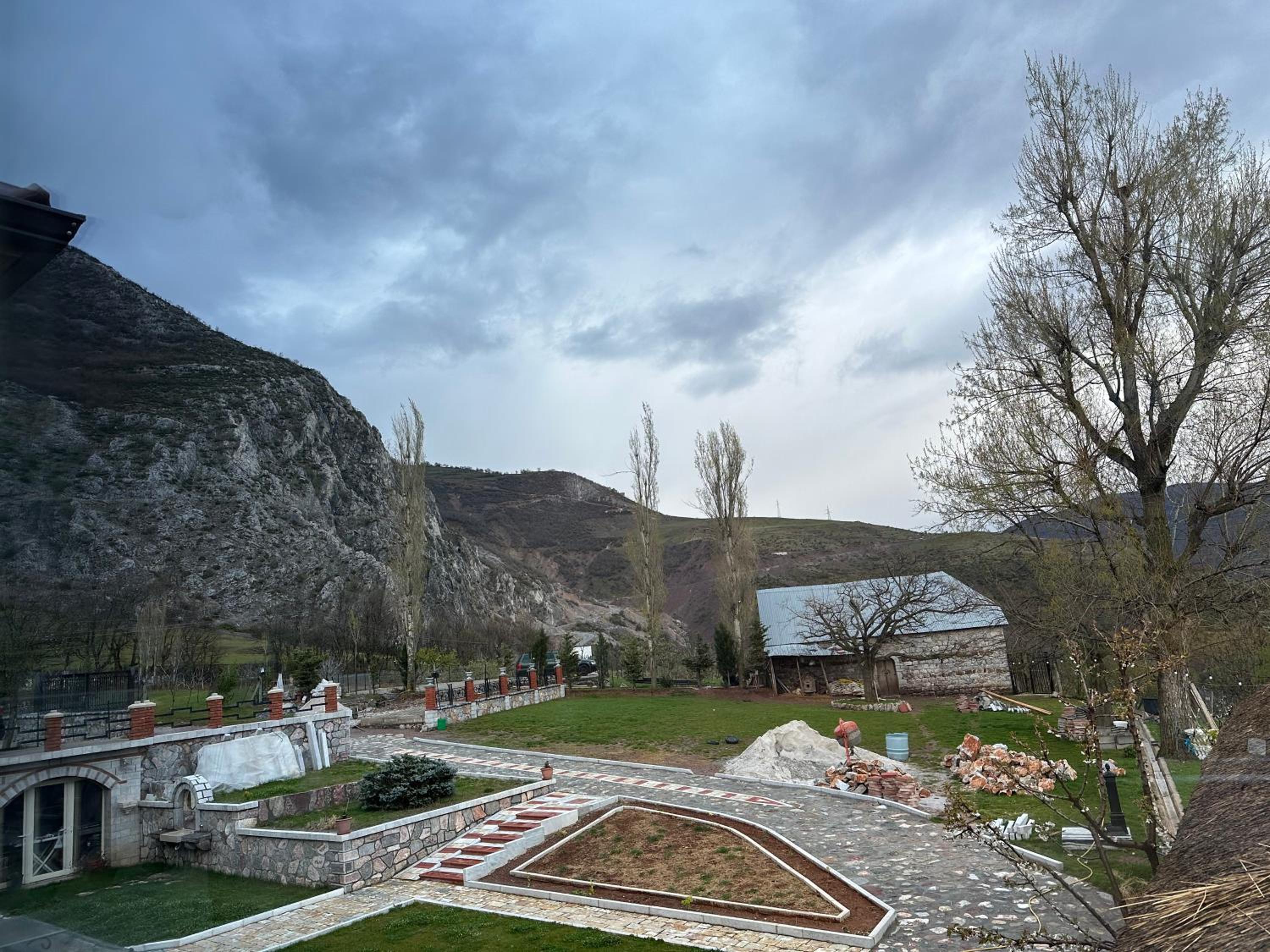 Bujtina Gjana