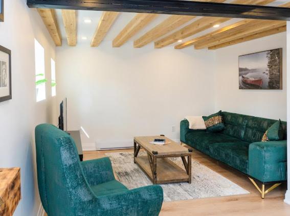 Kitchener Vacations - Cozy Cottage Style House - Property Image 3