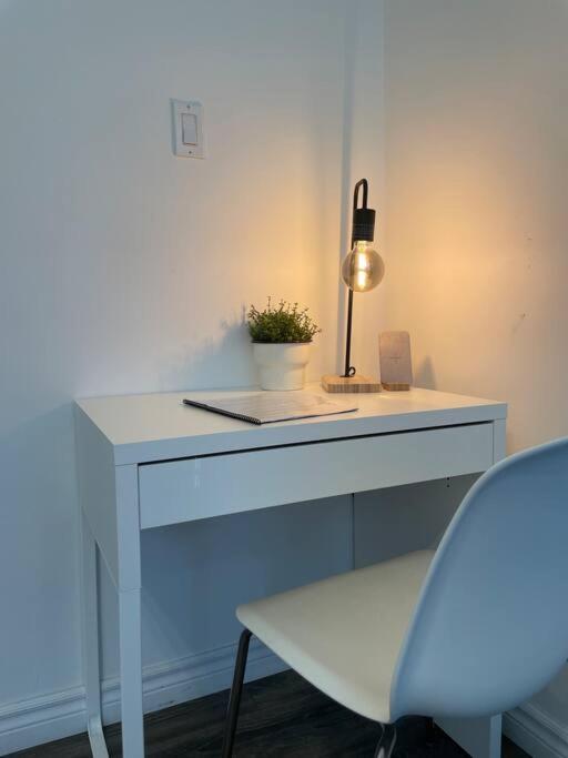 QUEBEC CITY DOWNTOWN CONDO (PARKING INCLUDED)