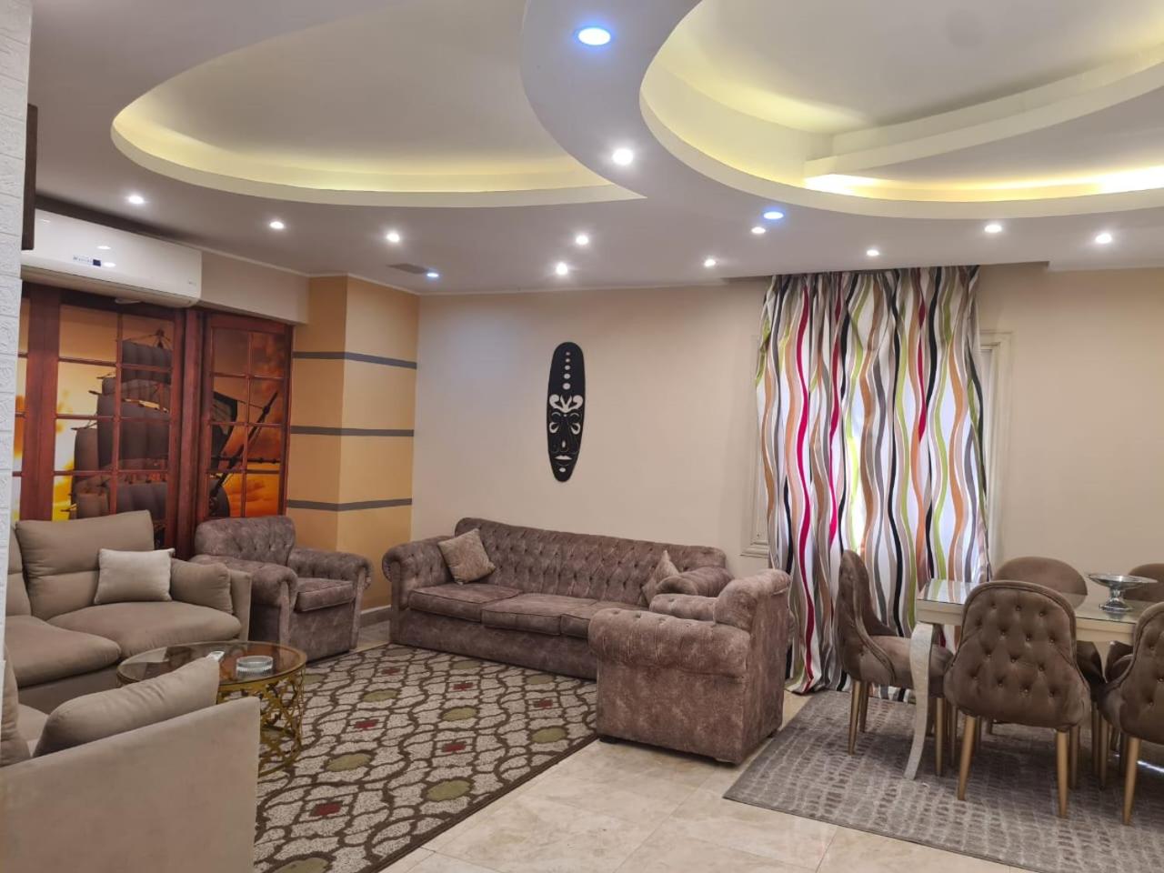 The princes' apartment in Maadi is 5 stars