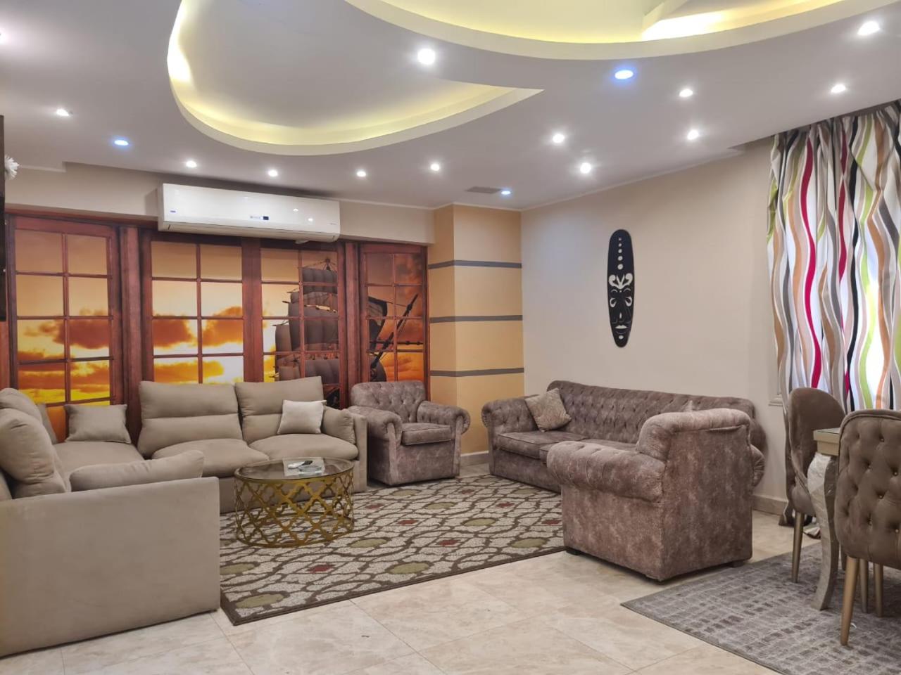 The princes' apartment in Maadi is 5 stars